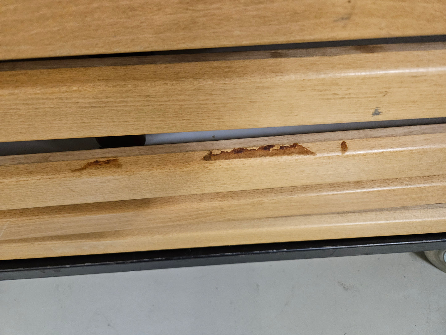 Tisch Hiller Objektmöbel Delta 105 120cmx45cmx74cm