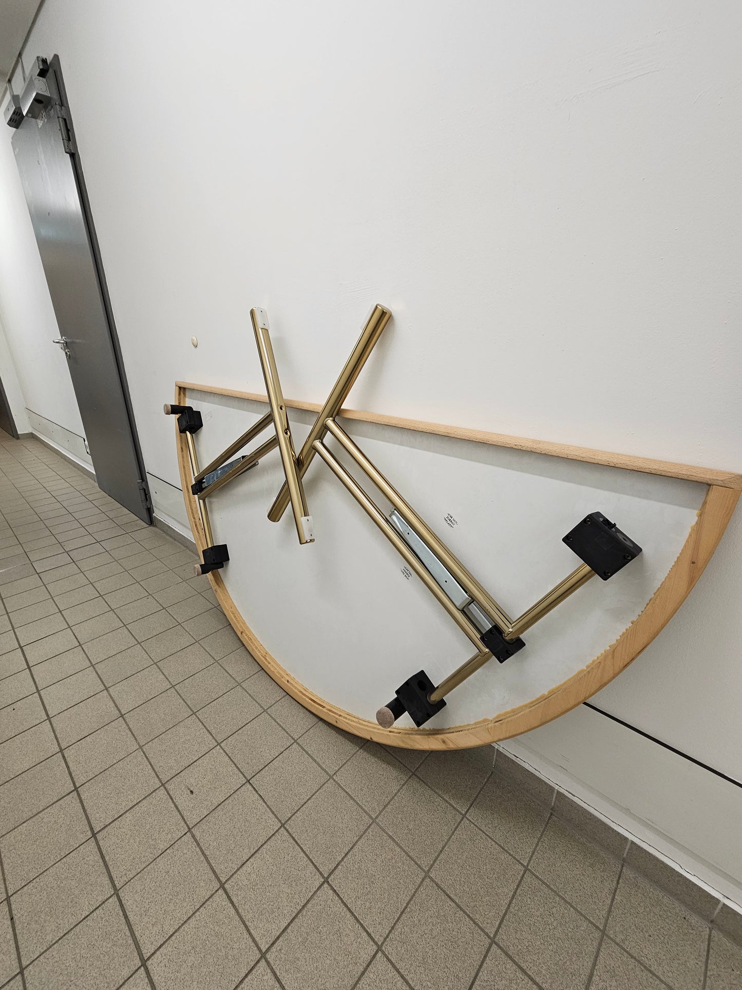 Tisch Halbkreis groß