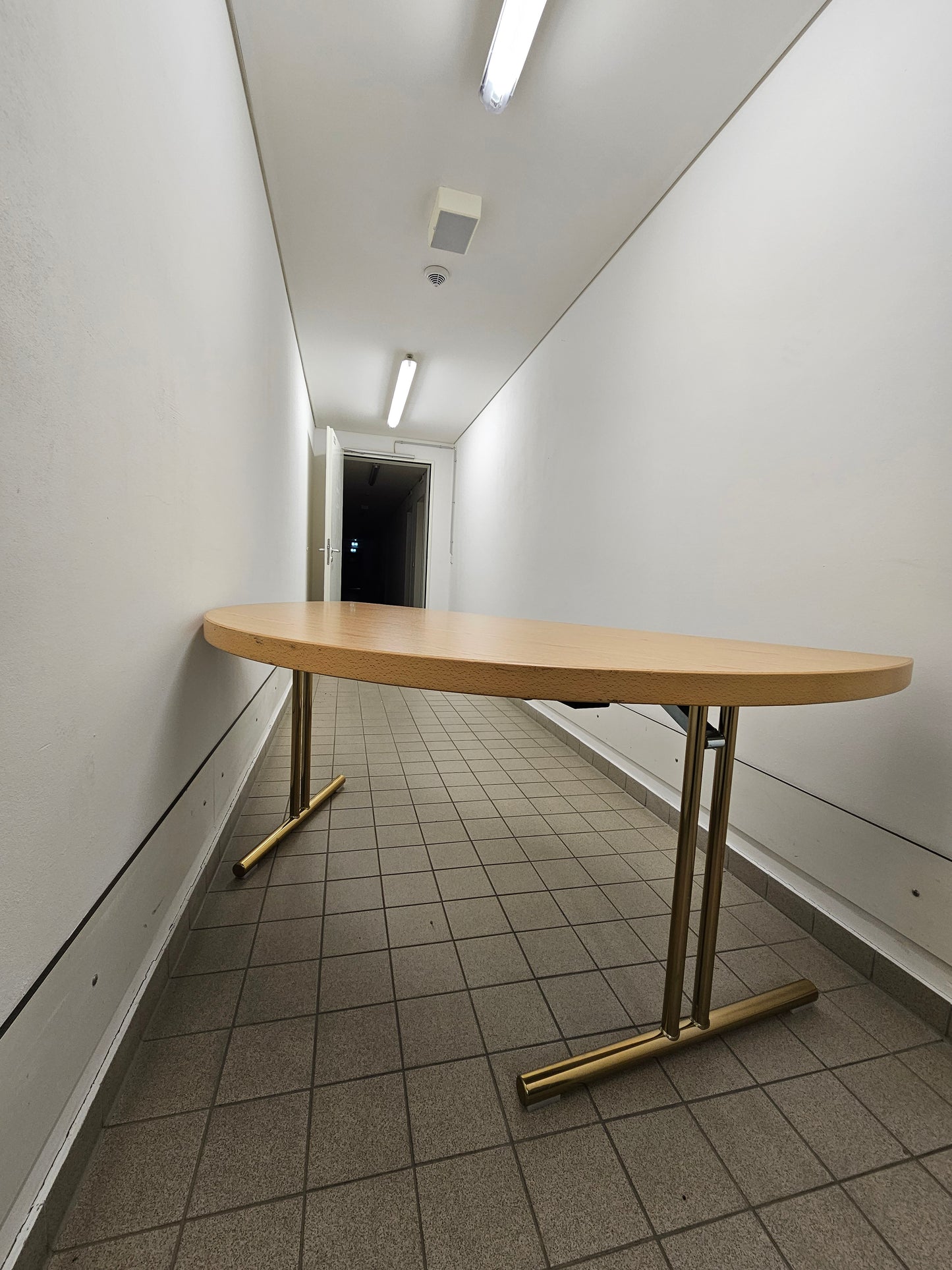 Tisch Halbkreis groß