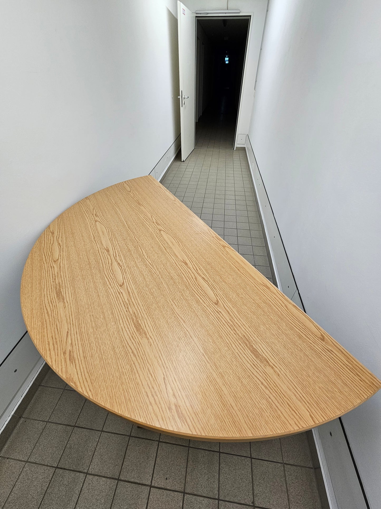 Tisch Halbkreis groß