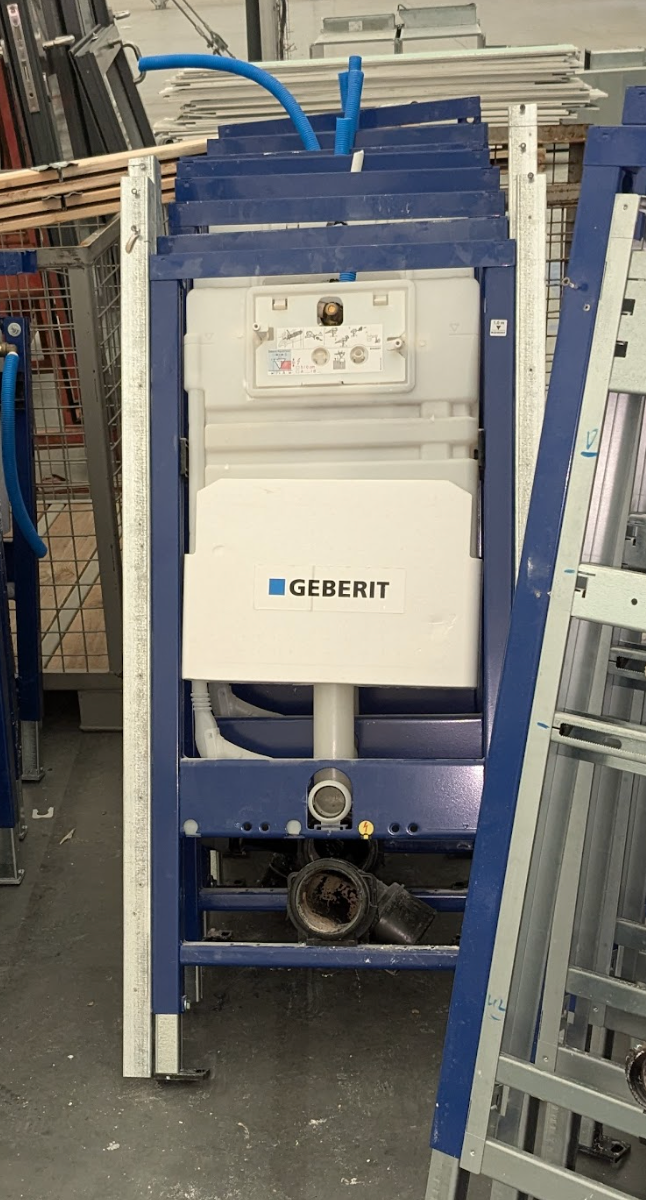 Vorwandelement Geberit Duofix für Wand-WC, Bedienung von vorne