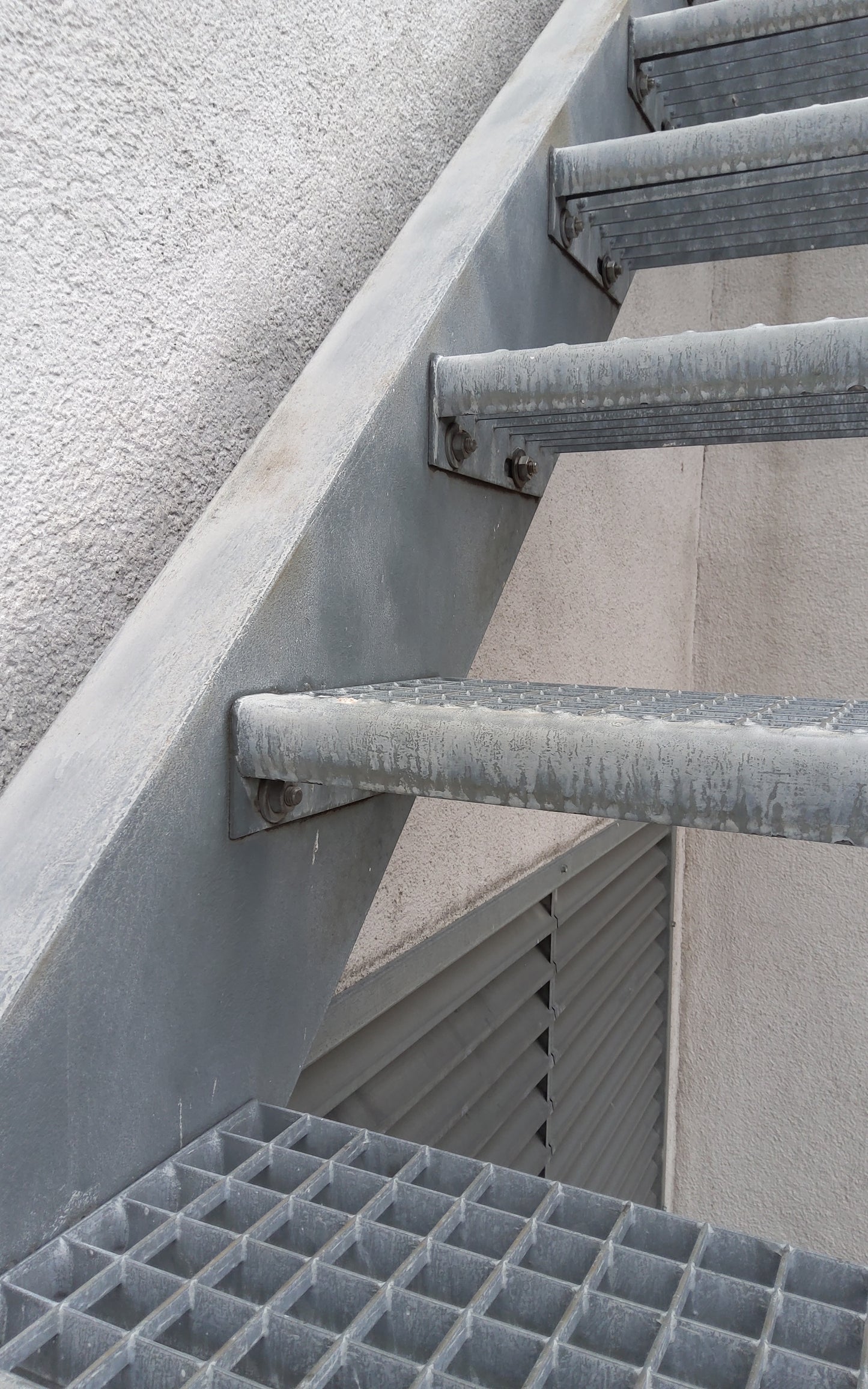 Gitterrosttreppe - Stahl 1160x3655x4750