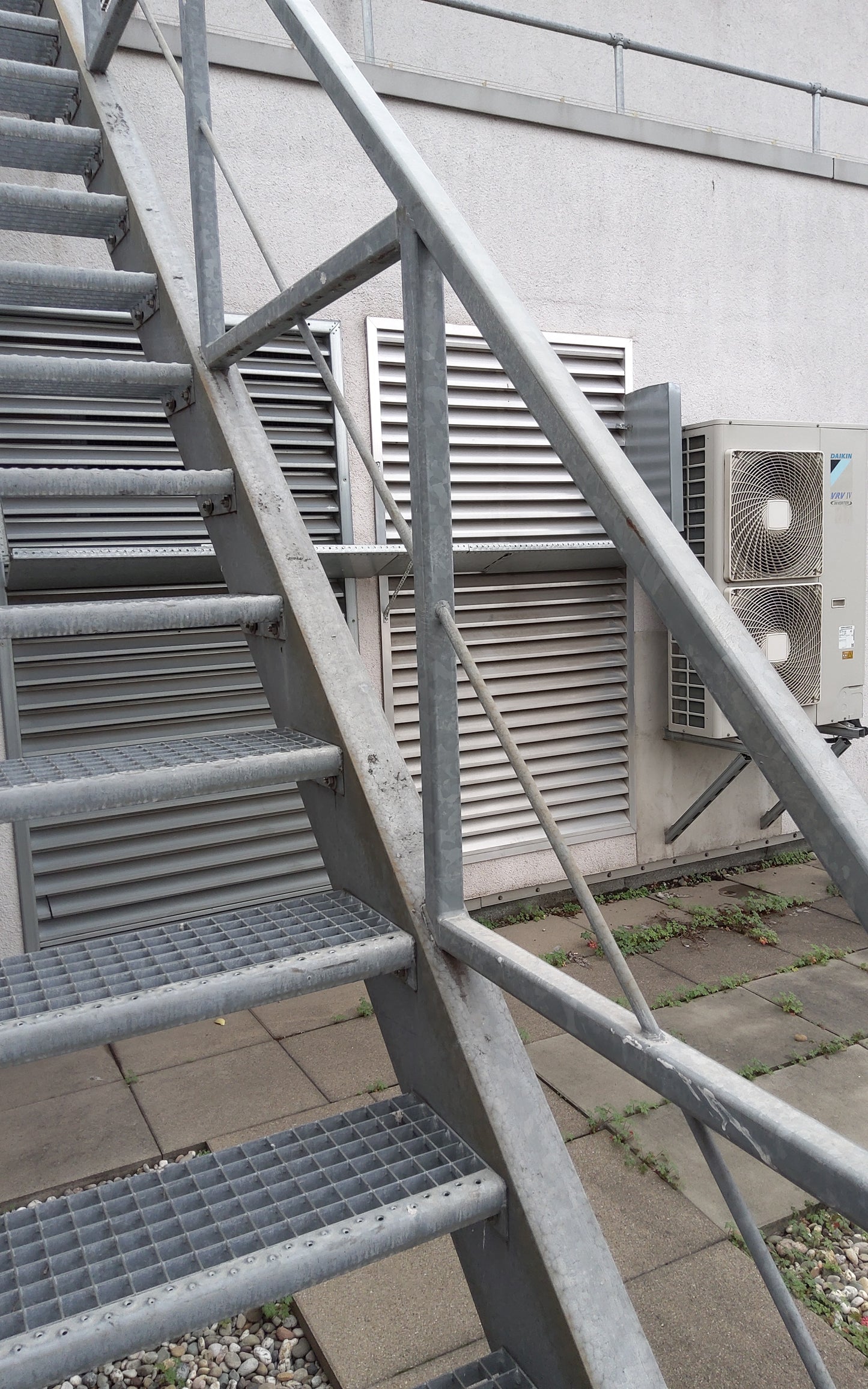 Gitterrosttreppe - Stahl 1160x3655x4750