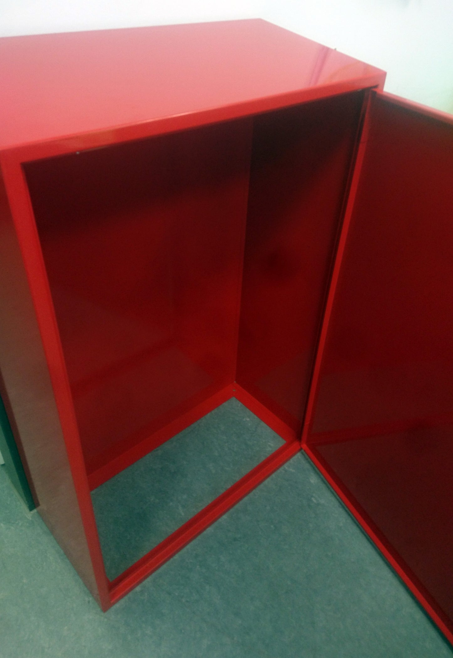 Löschwassereinspeisekasten DIN Rechts (Originalverpackt) als Standschrank, Bauart C
