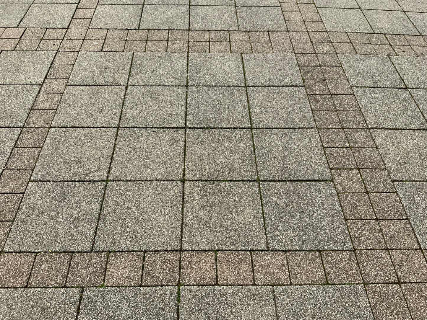 Bodenbelag, aussen 40cmx40cm / 15cmx15cm