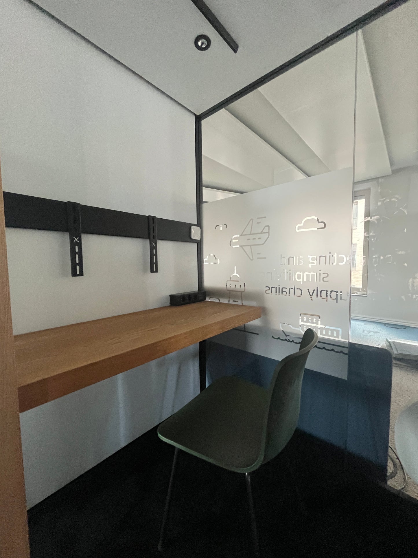 Besprechungskabine Think Tank, M HAUS rollbar