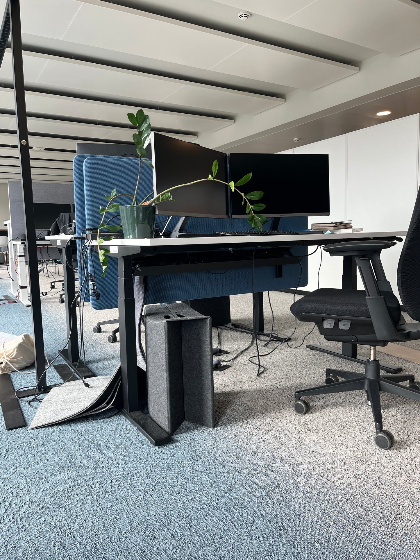 Haworth HiYa Doppel Bench, Maße: B 120-180 cm x H 65-130 cm x T 80 cm