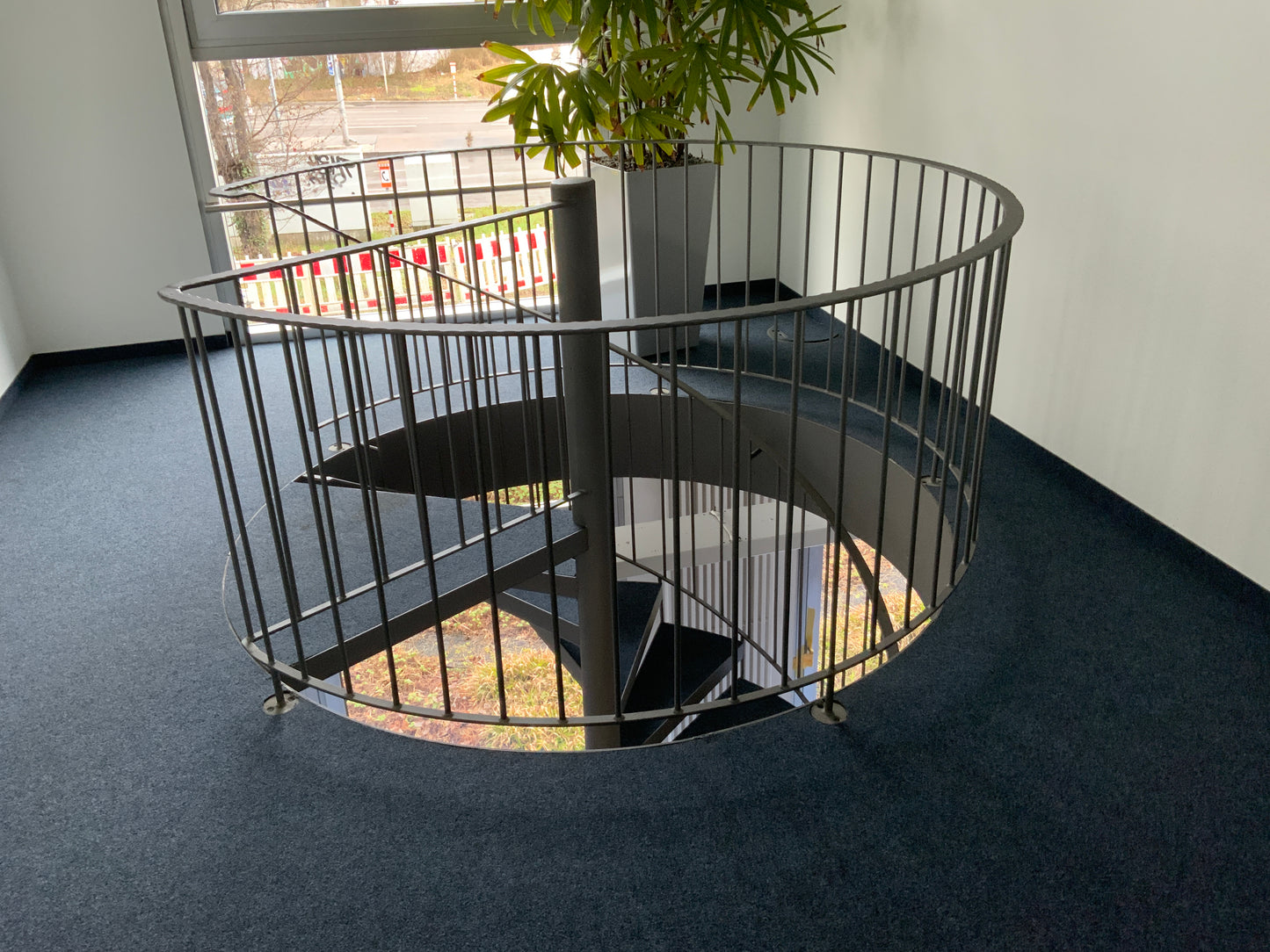 Treppe - innen - Stahl 2020x3386x1 cm