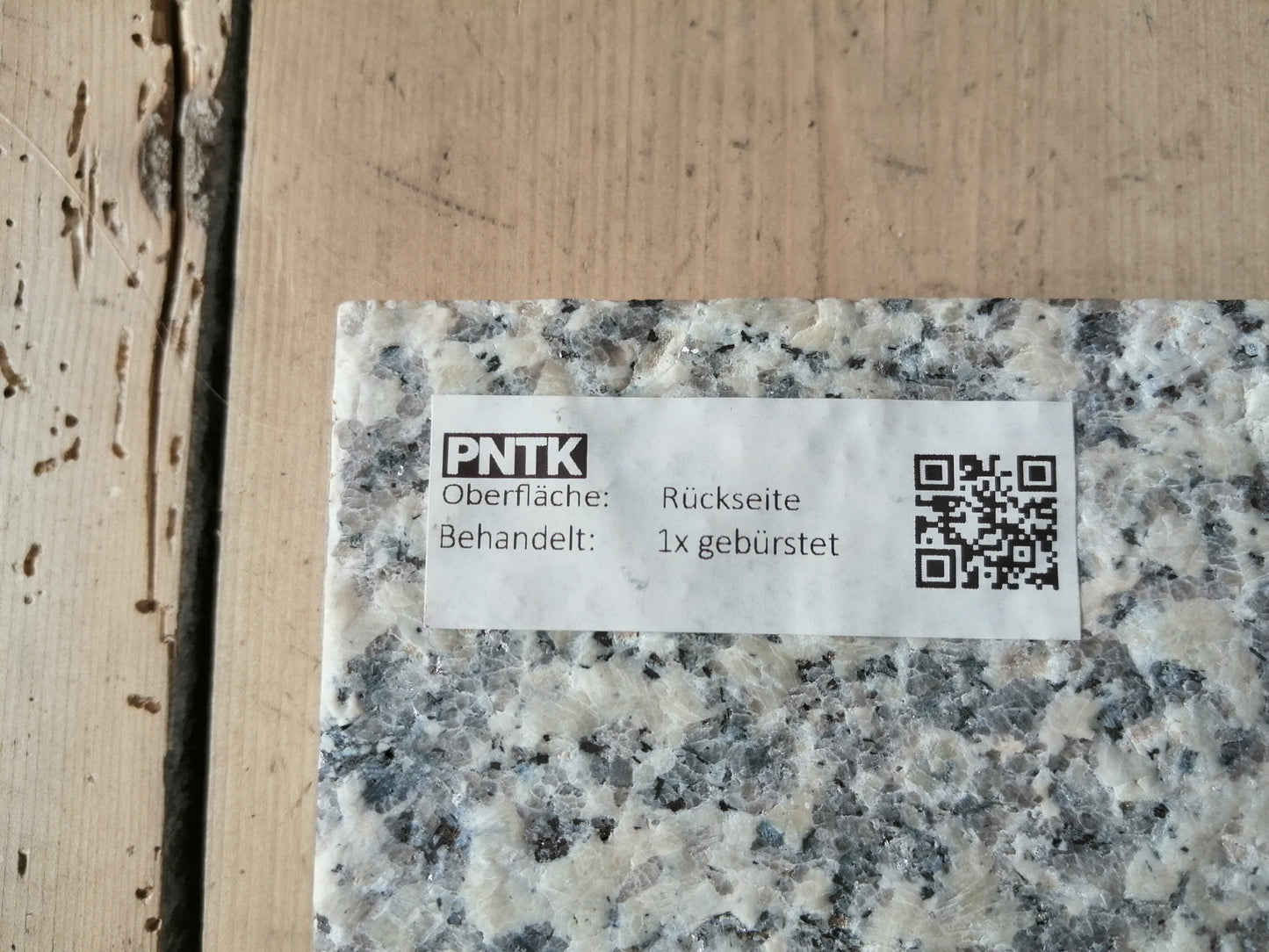 Granitstein Bianco Sardo Fassadenplatten 84 cm Länge