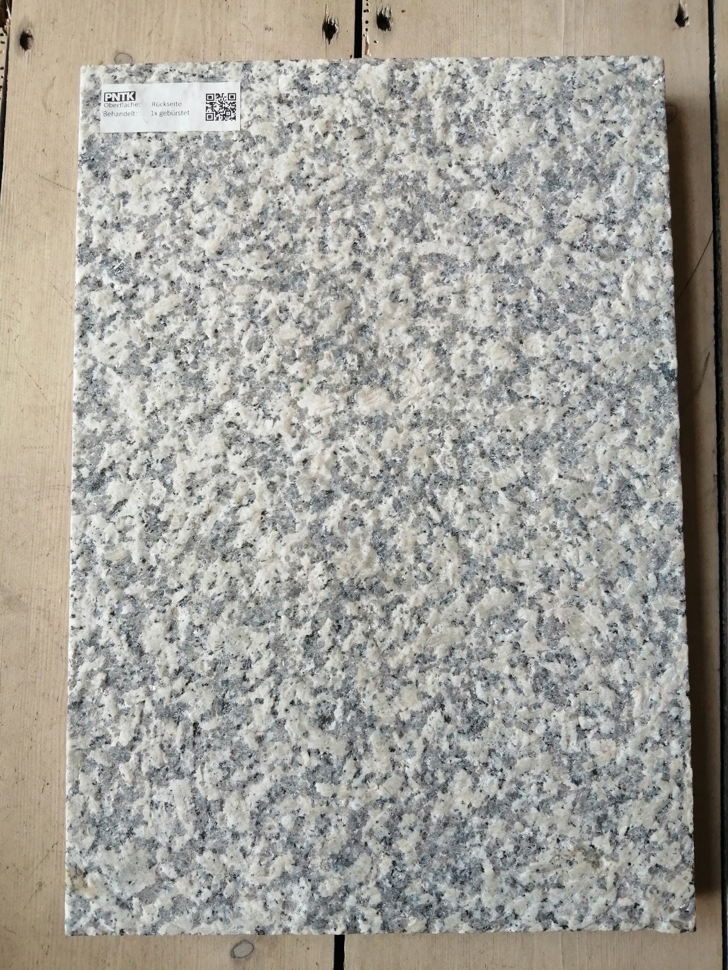 Granitstein Bianco Sardo Fassadenplatten 84 cm Länge