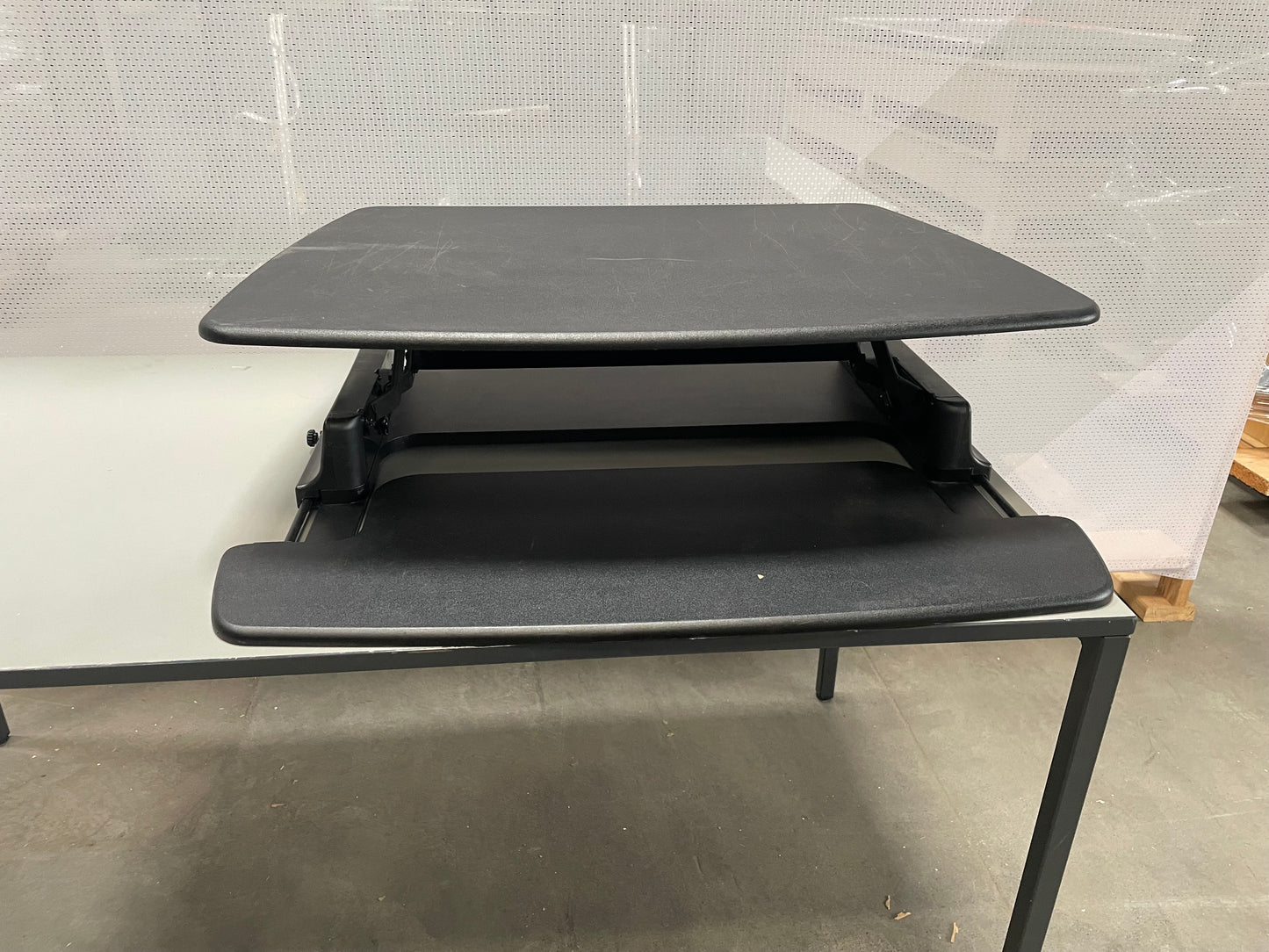 Stehtisch Schreibtischerhöhung Schreibtischaufsatz VARIDESK DURONIC