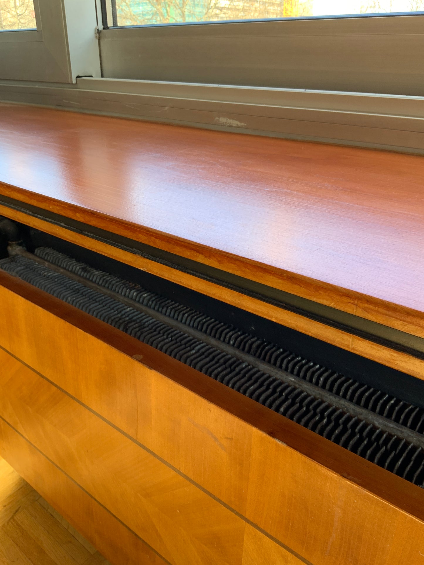 Fensterbank - innen - Holzwerkstoff - B 185-264cm H 3.8cm T 37cm