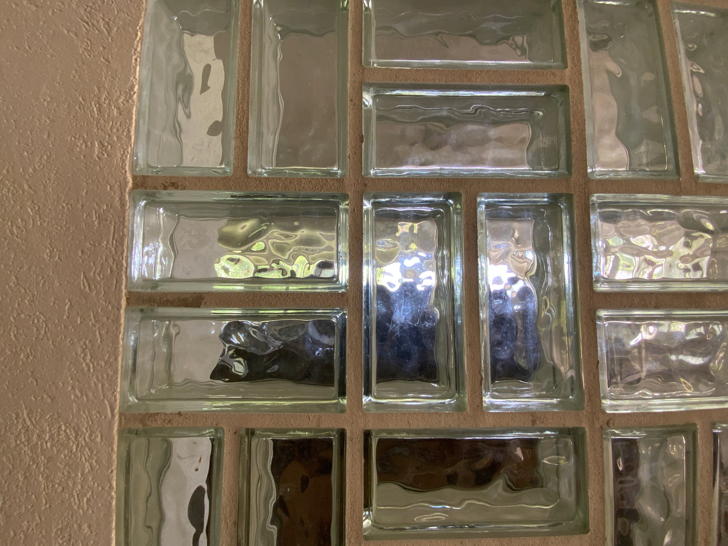 Glasziegelmauerwerk - Glas 24x11.5x8cm ca. 12m2