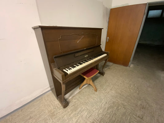 Klavier - Holz 150x135x65cm