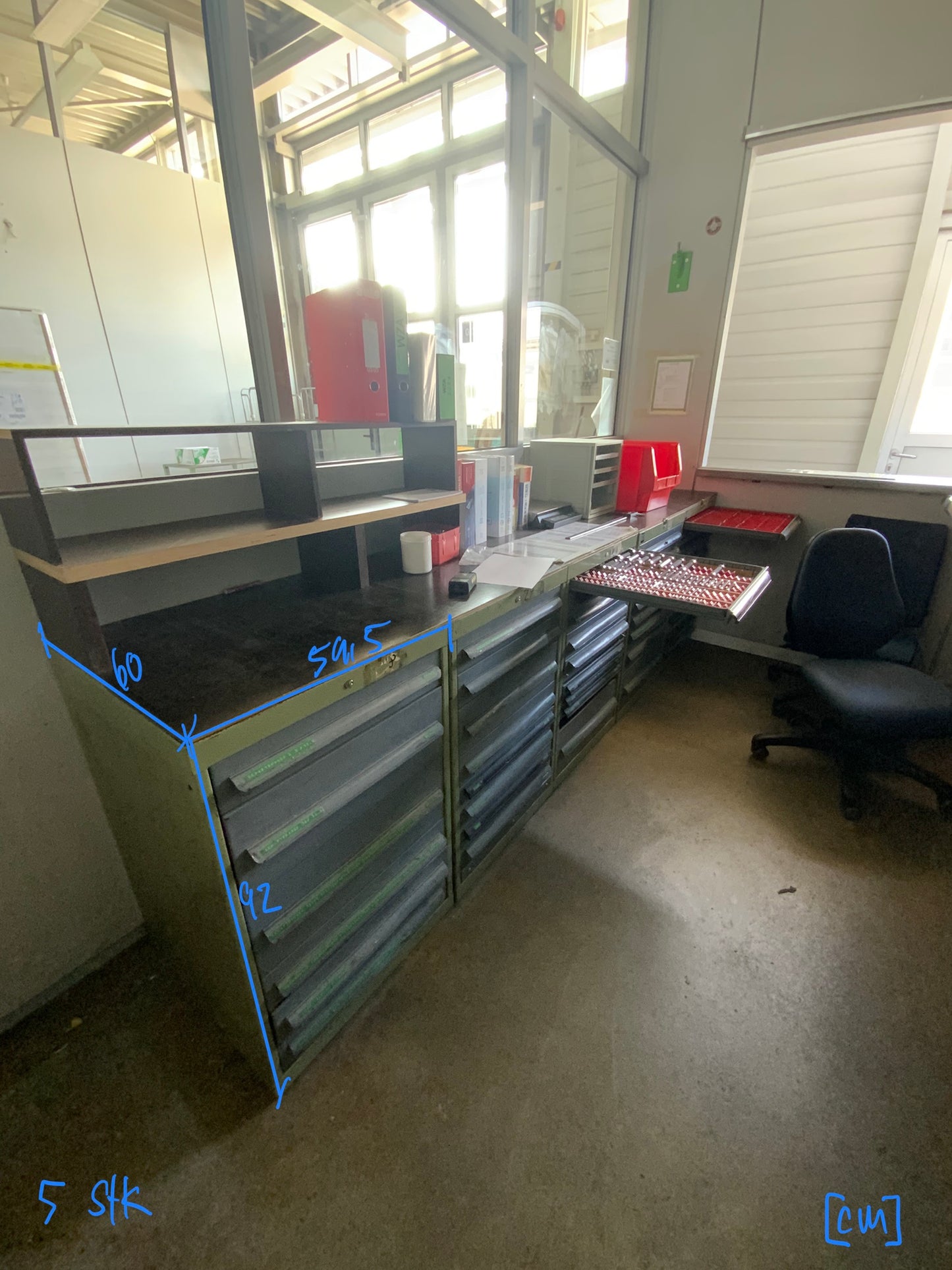 Werkzeugschrank mit Schubladen - Metall 595x920x600mm