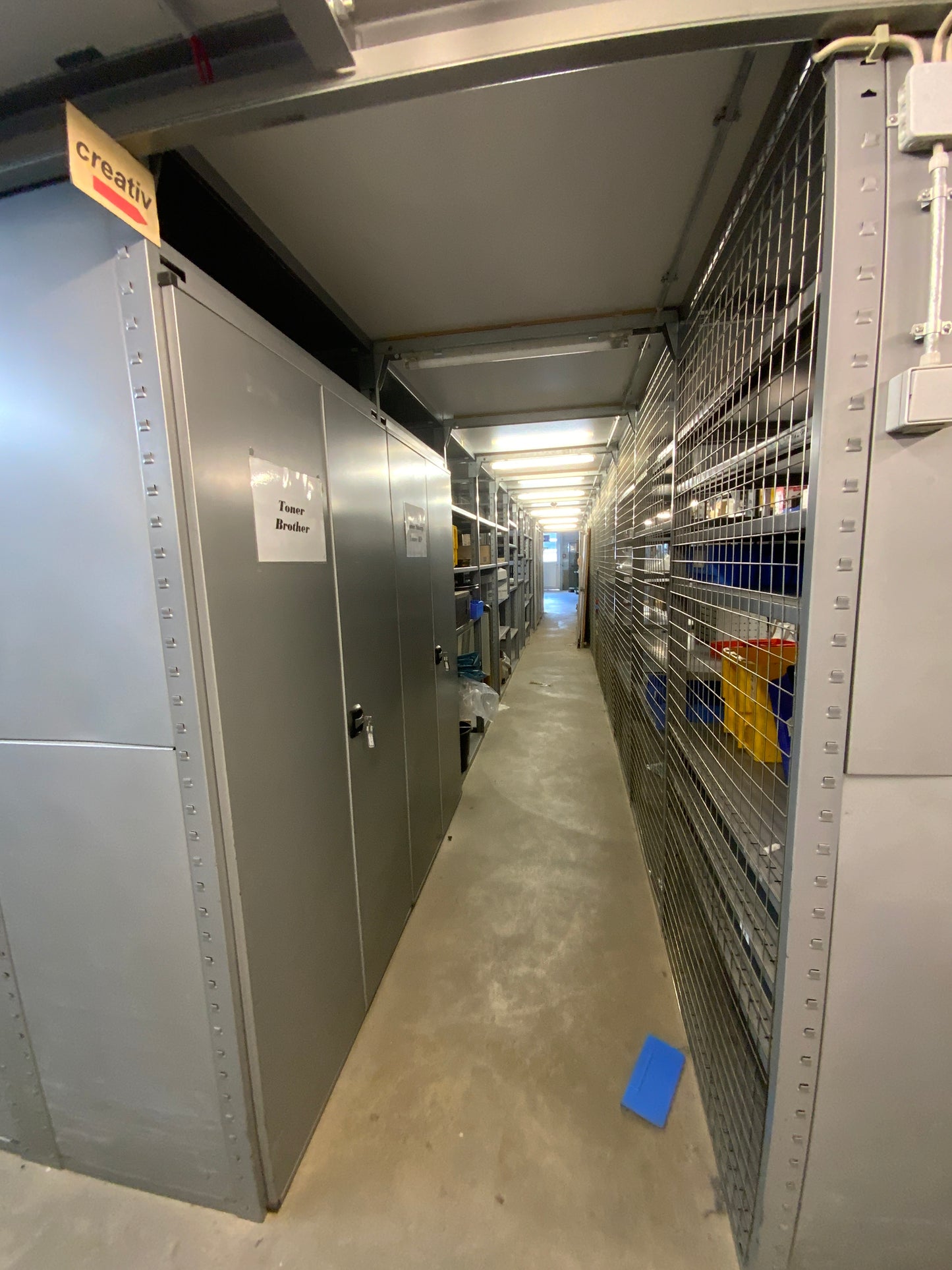 SSI SCHÄFER R4000 - mehrgeschossige Regaleinrichtung - Metall 25.5x2.17x8m