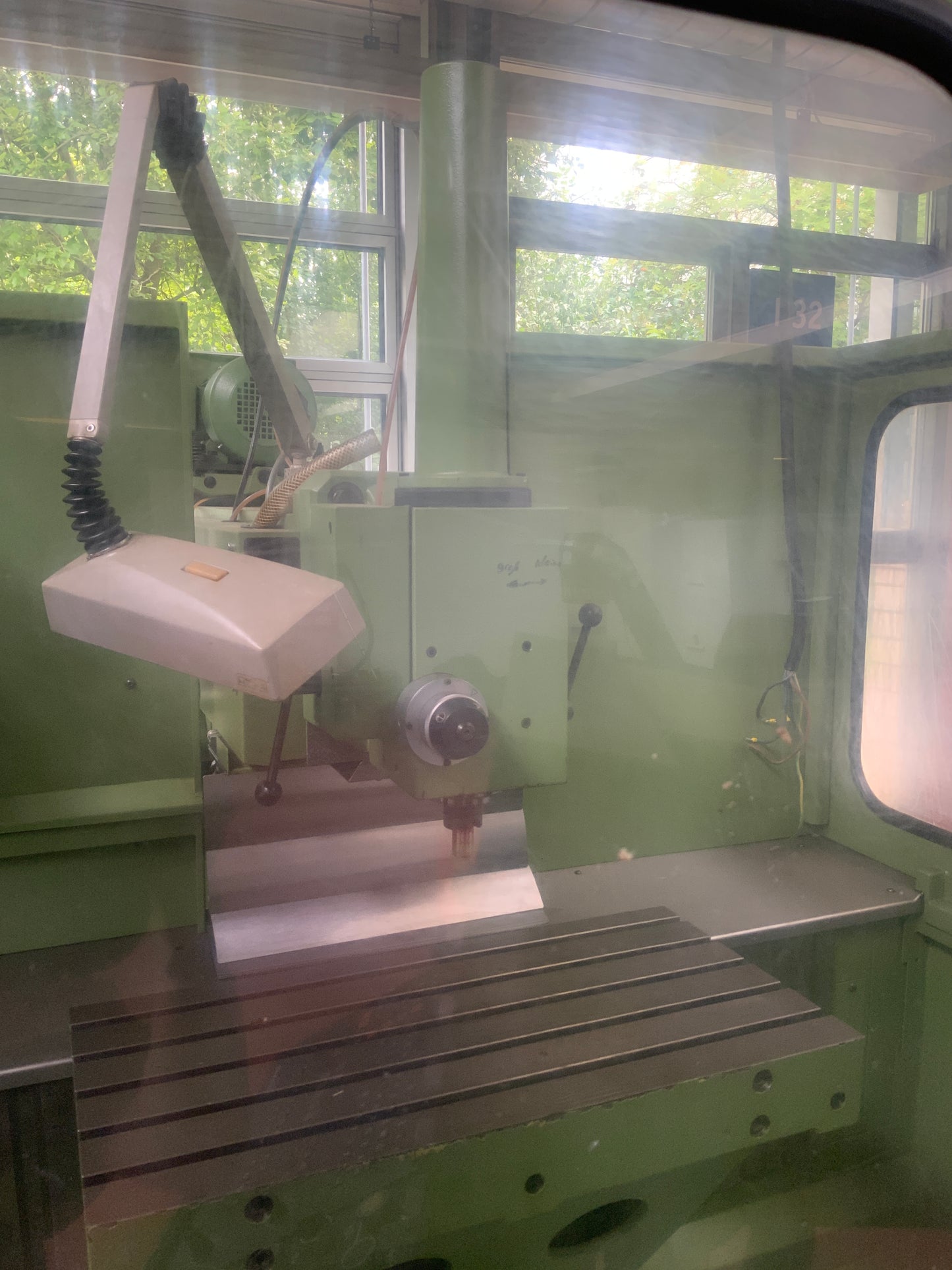 Universal MIKRON WF 21 D - Fräs- und Bohrmaschine