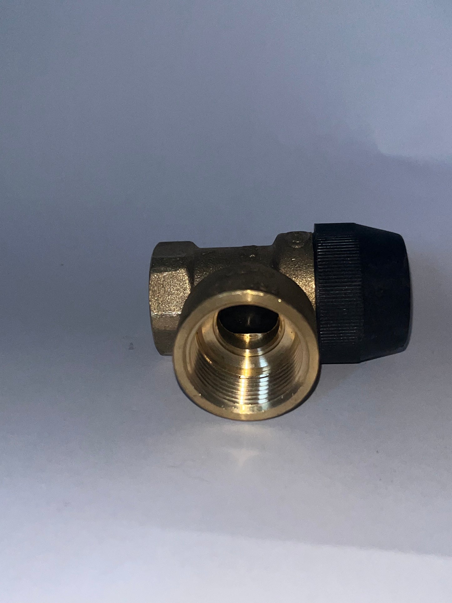 Heizung Sicherheitsventil 3 bar Überdruckventil 1/2“ x 3/4