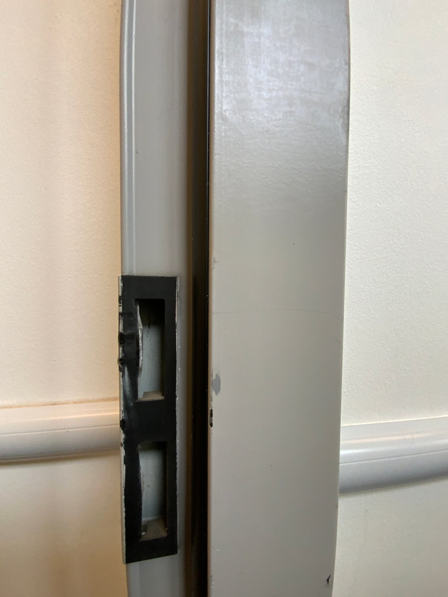 Stahltür mit Sichtfenster DIN R 105x208x10cm