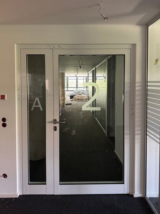 Innentüren Glas Hörmann mit seitlicher Festverglasung (teils Brandschutz/ehm. Rauchschutztür) B1665 H2125