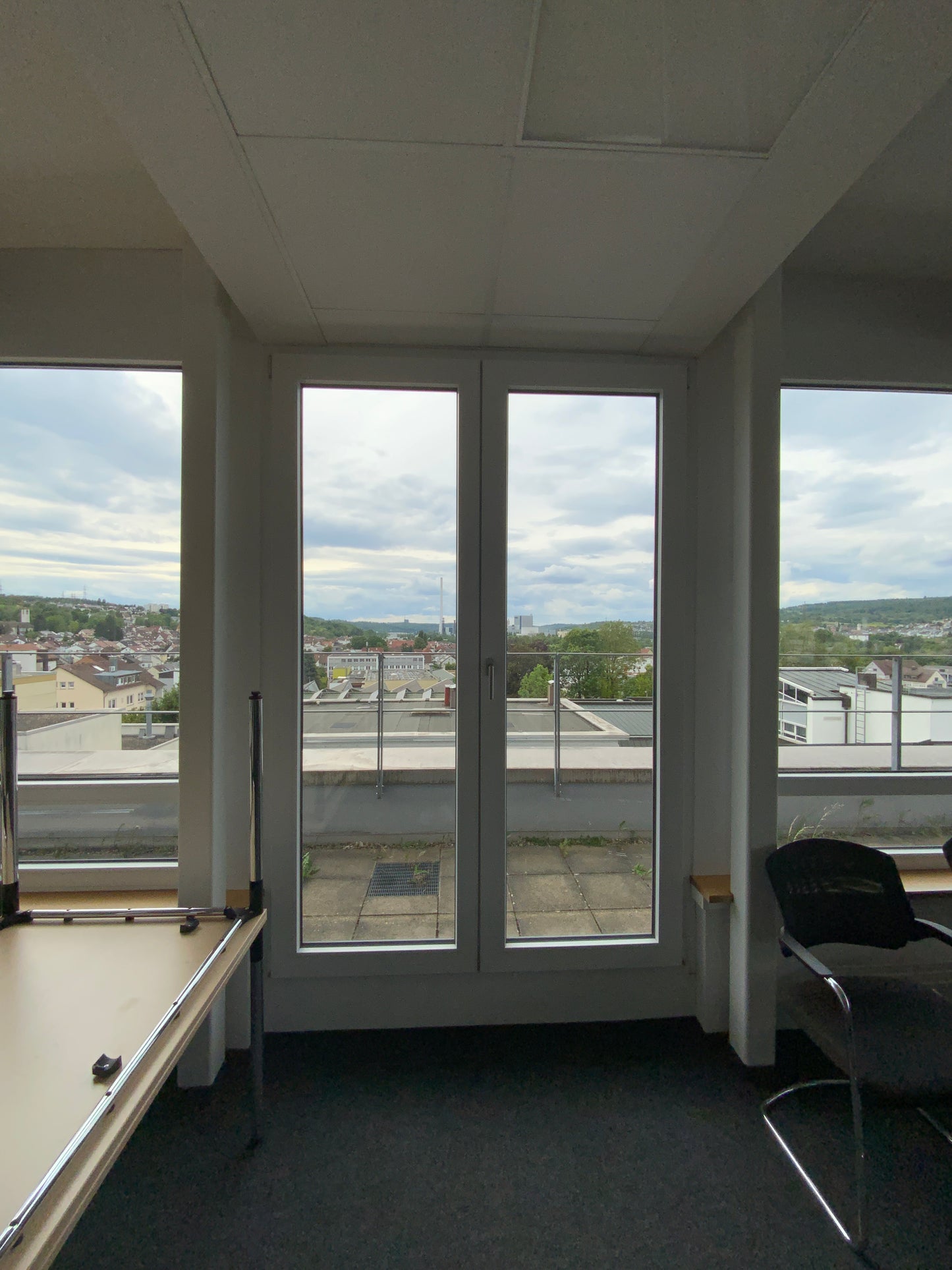 Fassaden/Fensterelement Kunststoff/Aluminium 185.5x265x8.5