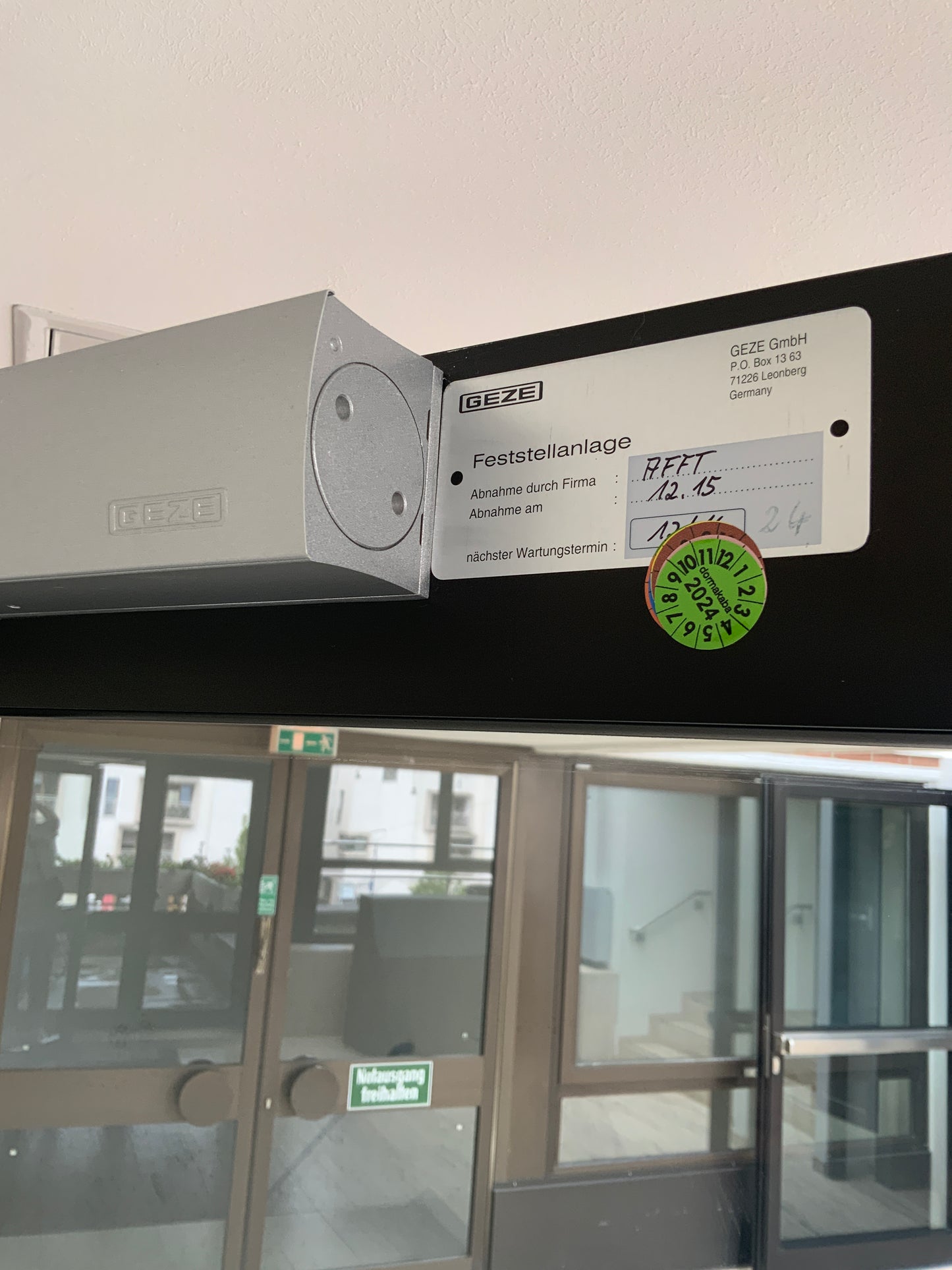 Doppelflügelige Glastür Hueck B233 H228.5