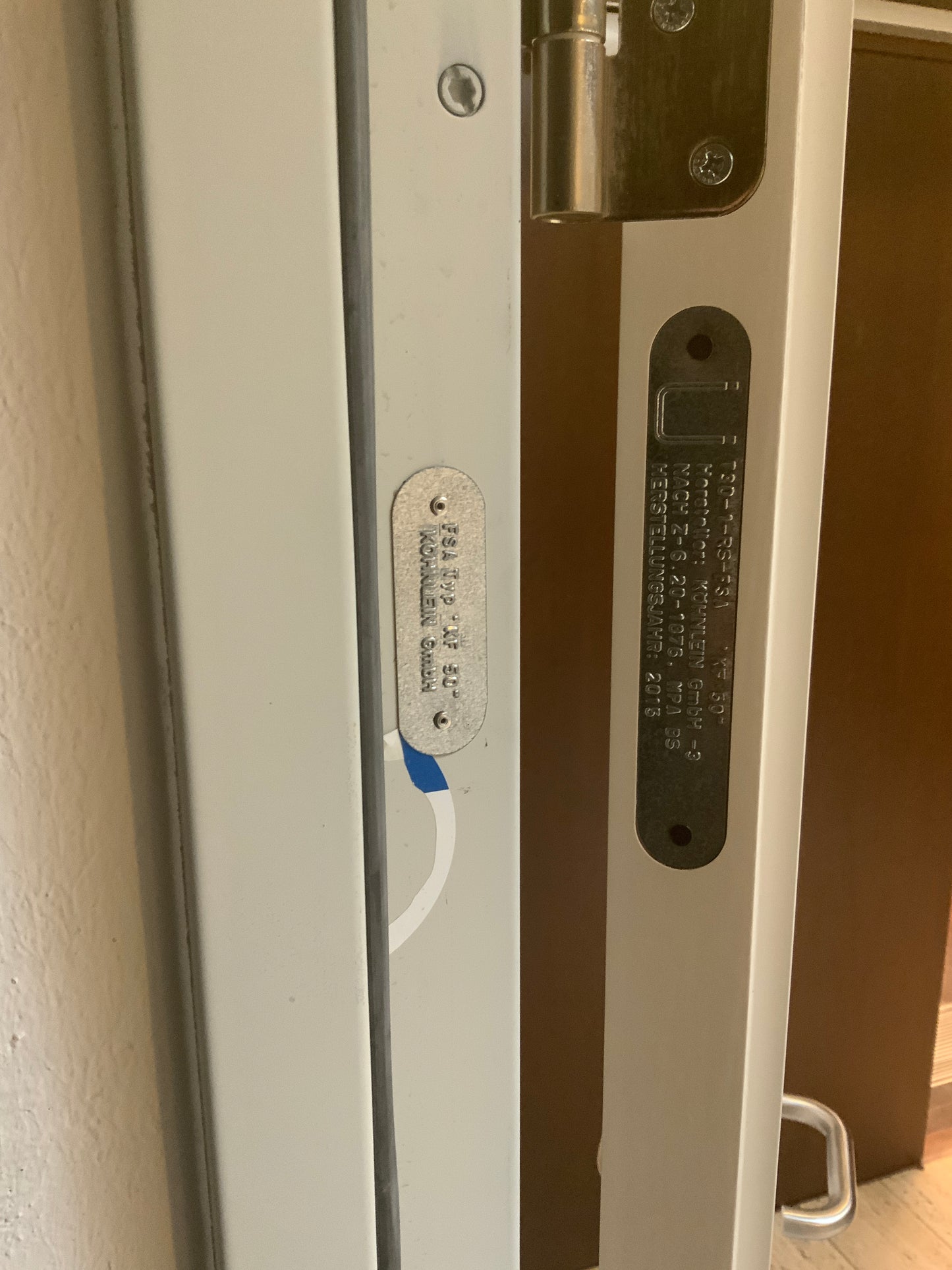 Brandschutztür weiß T30-1-RS-FSA B65 H201