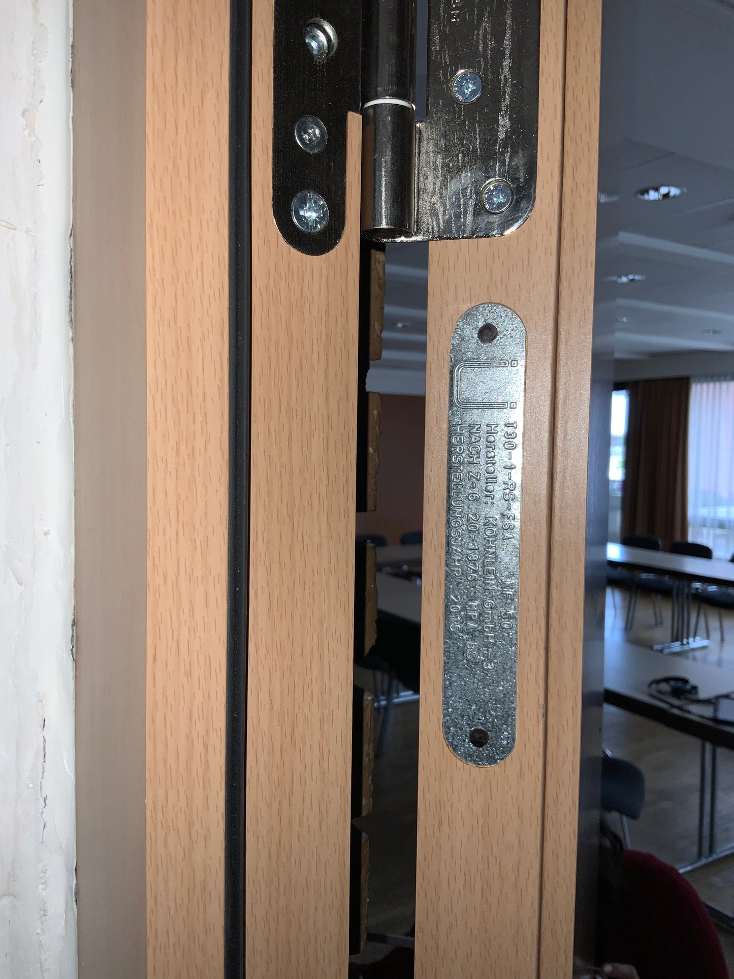 Brandschutztür T30-RS-1-FSA B85.6 H264