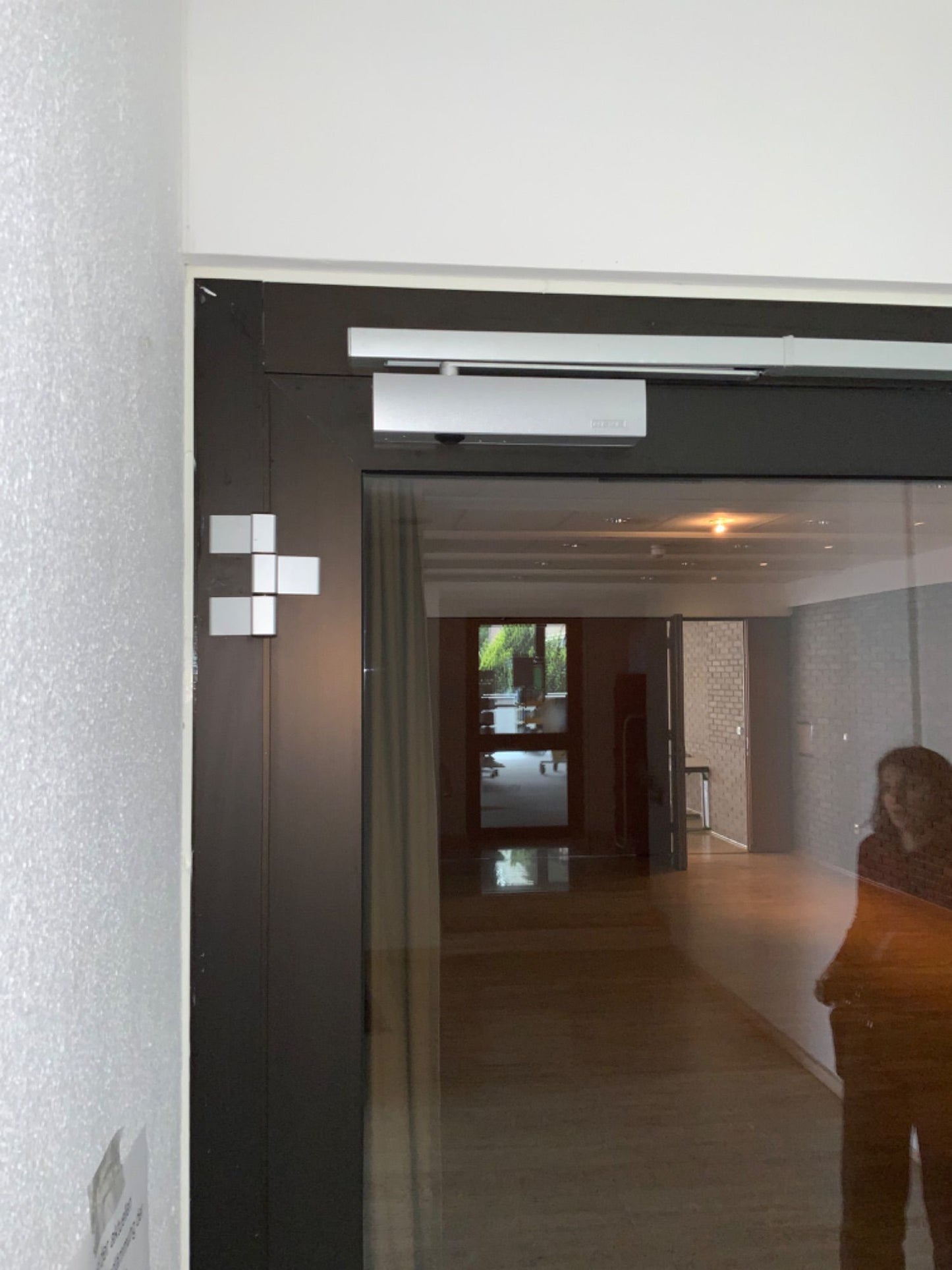 image4