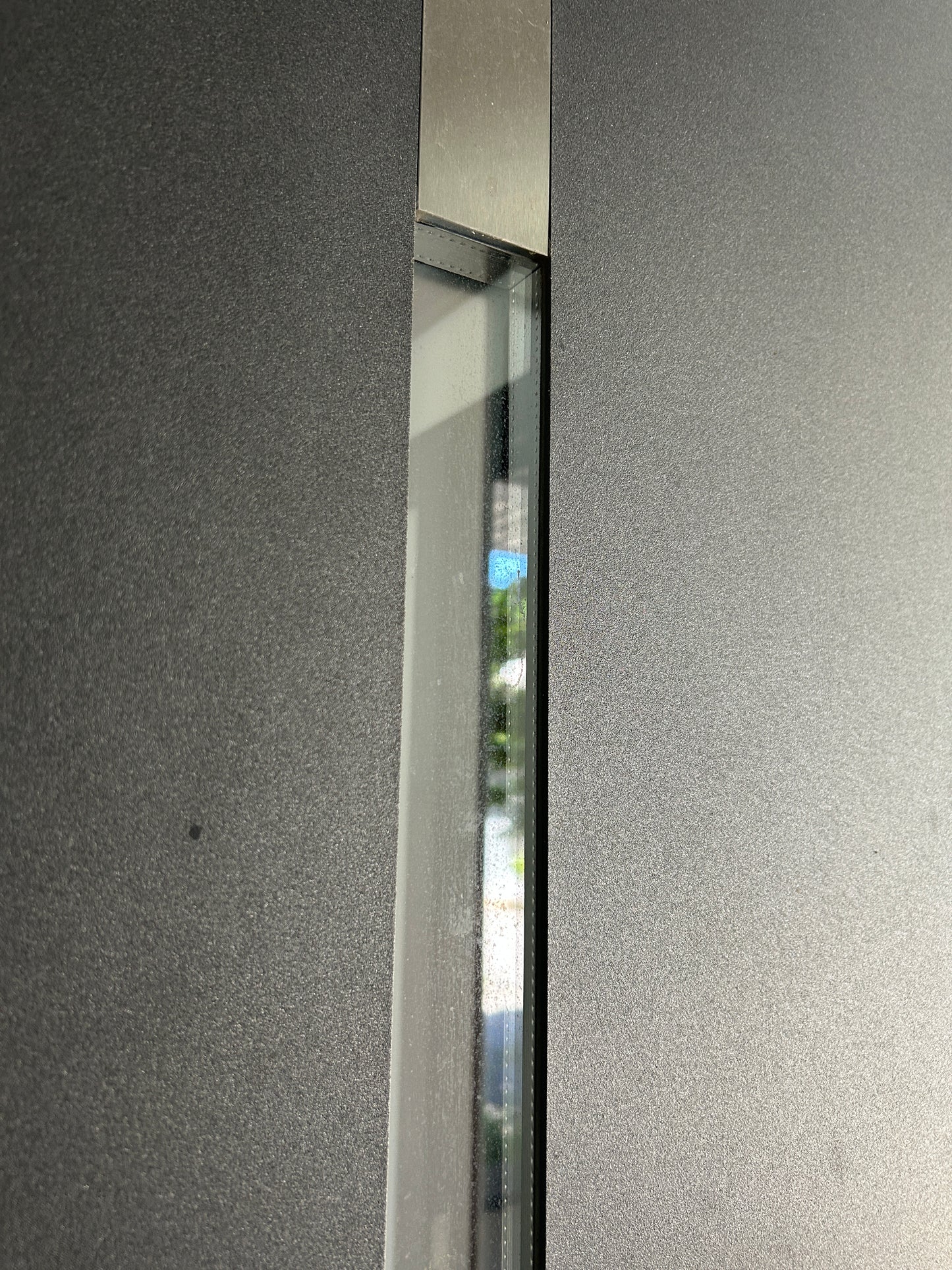 Schueco Aussentür Aluminium mit Verglasung 1664 x 2488 x 85 mm