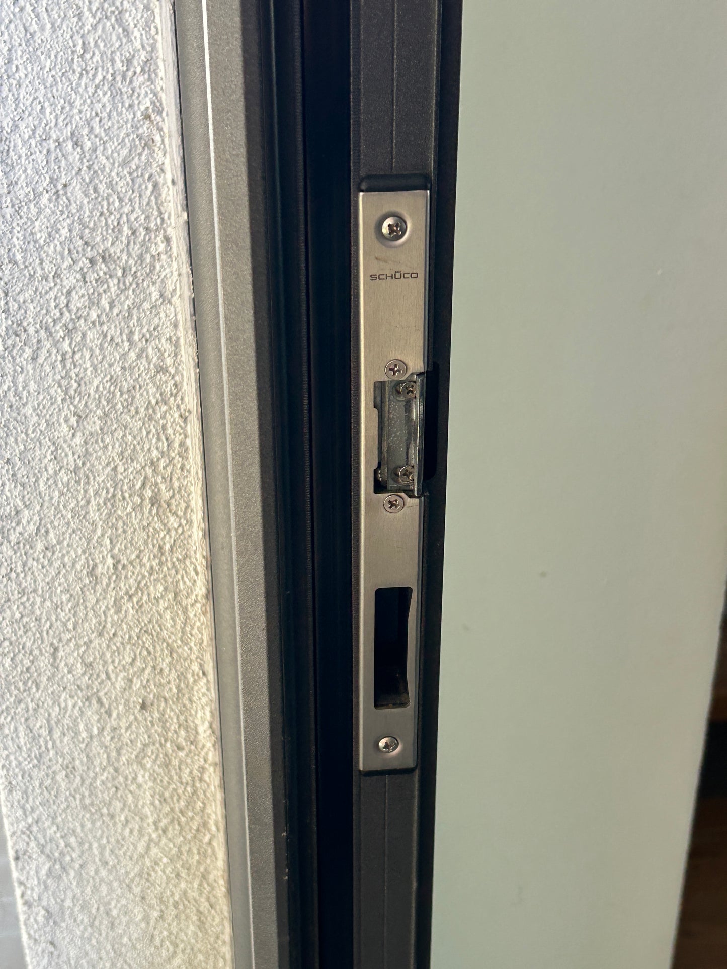 Schueco Aussentür Aluminium mit Verglasung 1664 x 2488 x 85 mm