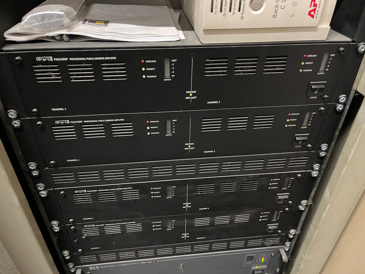 Apart PA2240BP - Professional Public Adress Amplifier