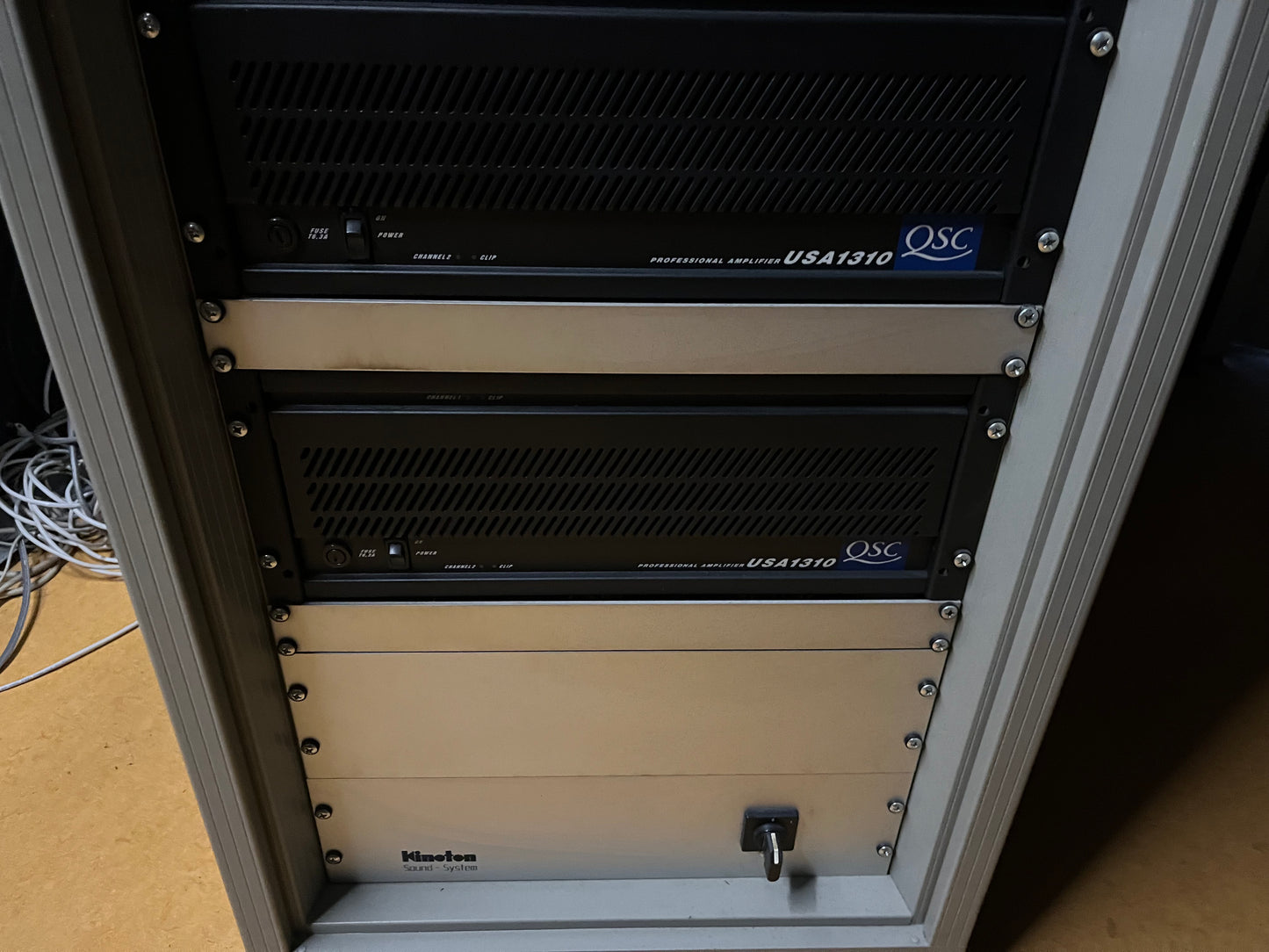 Audio Leistungsverstärker - QSC USA 1310