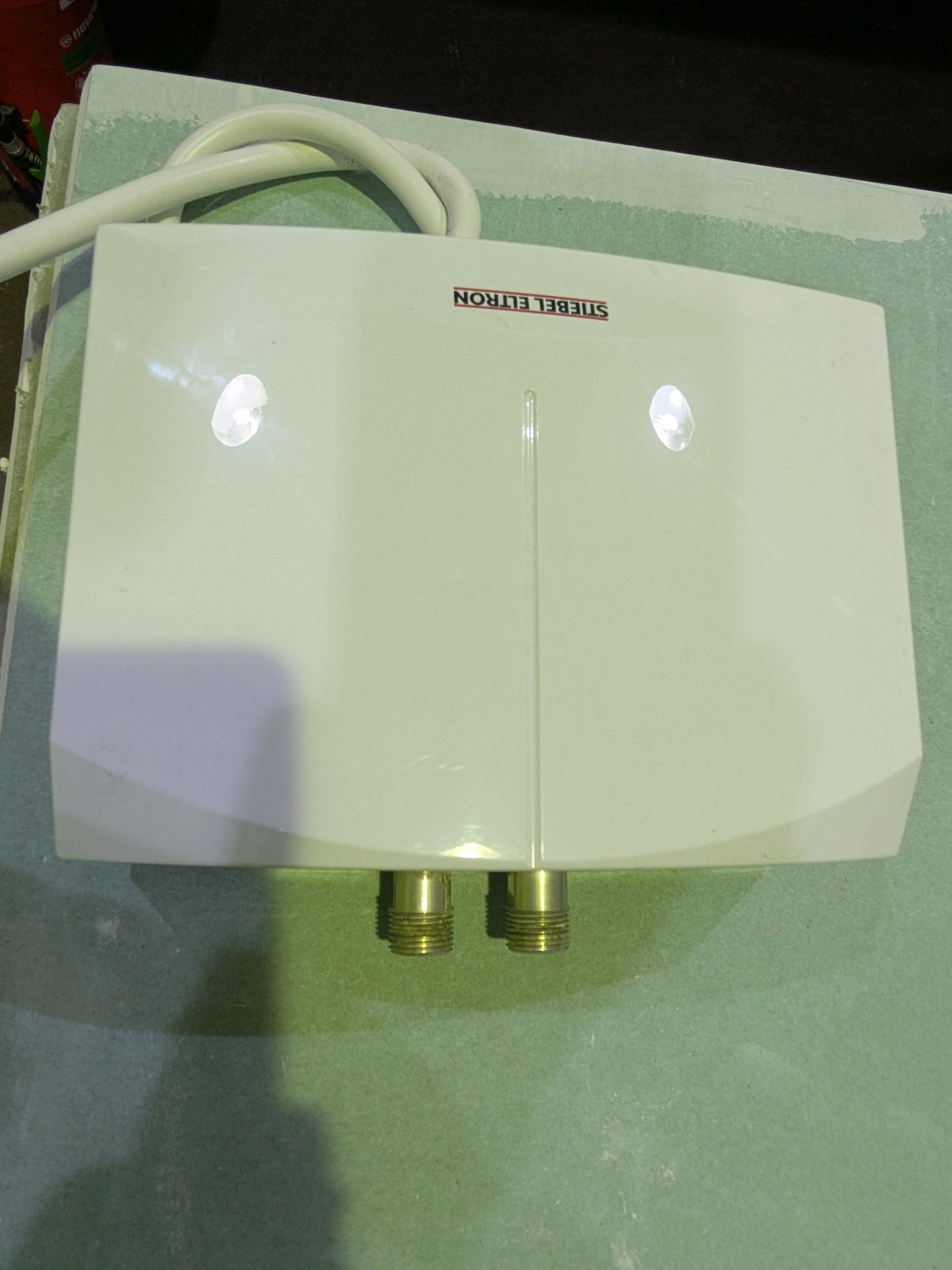 Stiebel Eltron DHM 4 Mini-Durchlauferhitzer