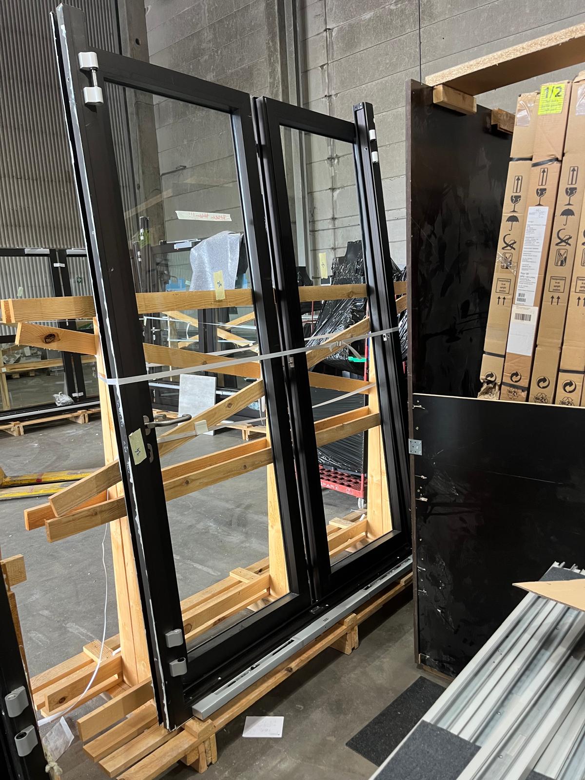 Doppelflügelige Rauchschutztür Glas RS-2 B1700 H2380 (Din L Klinke)