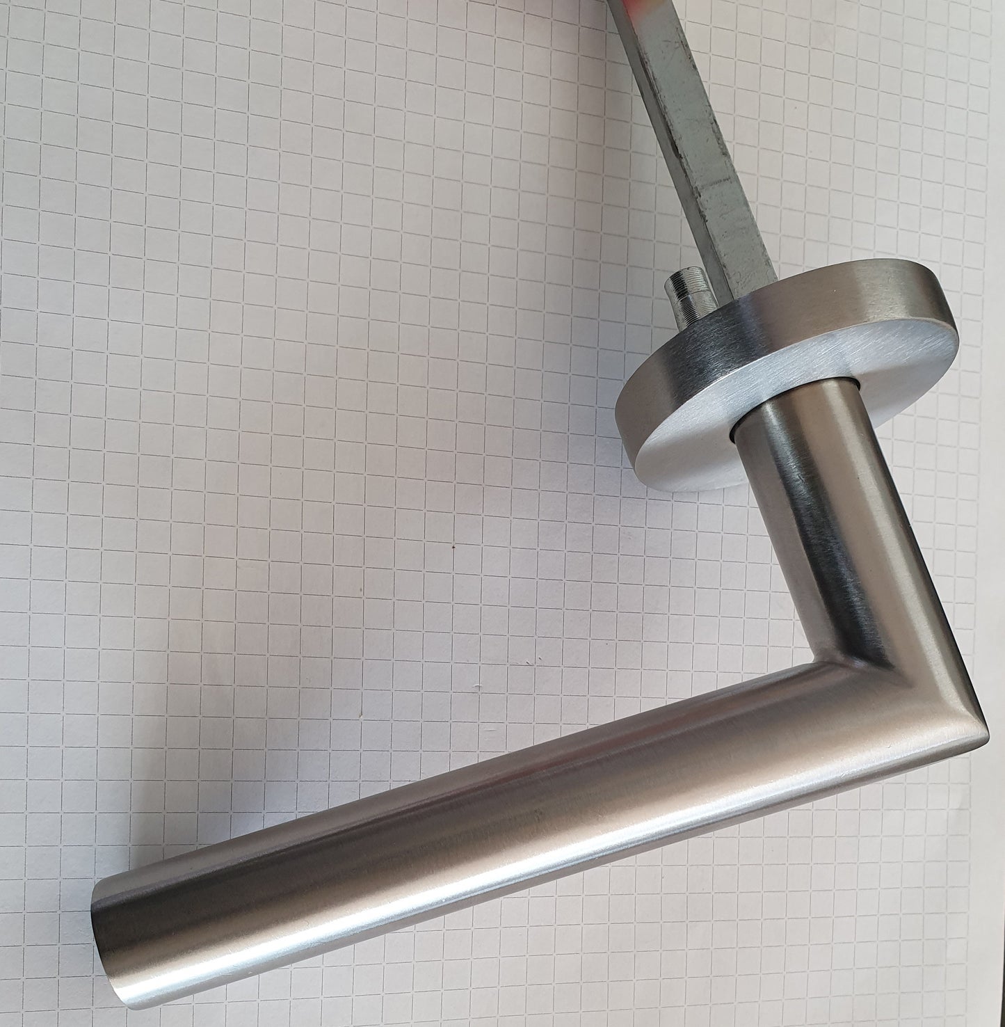 Türbeschlag, innen 131 x 70 mm (Edelstahl, Rundrosette für PZ-Schloß)