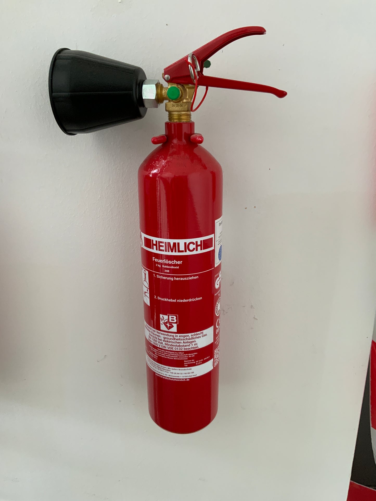 Feuerlöscher Heimlich 260x510x115