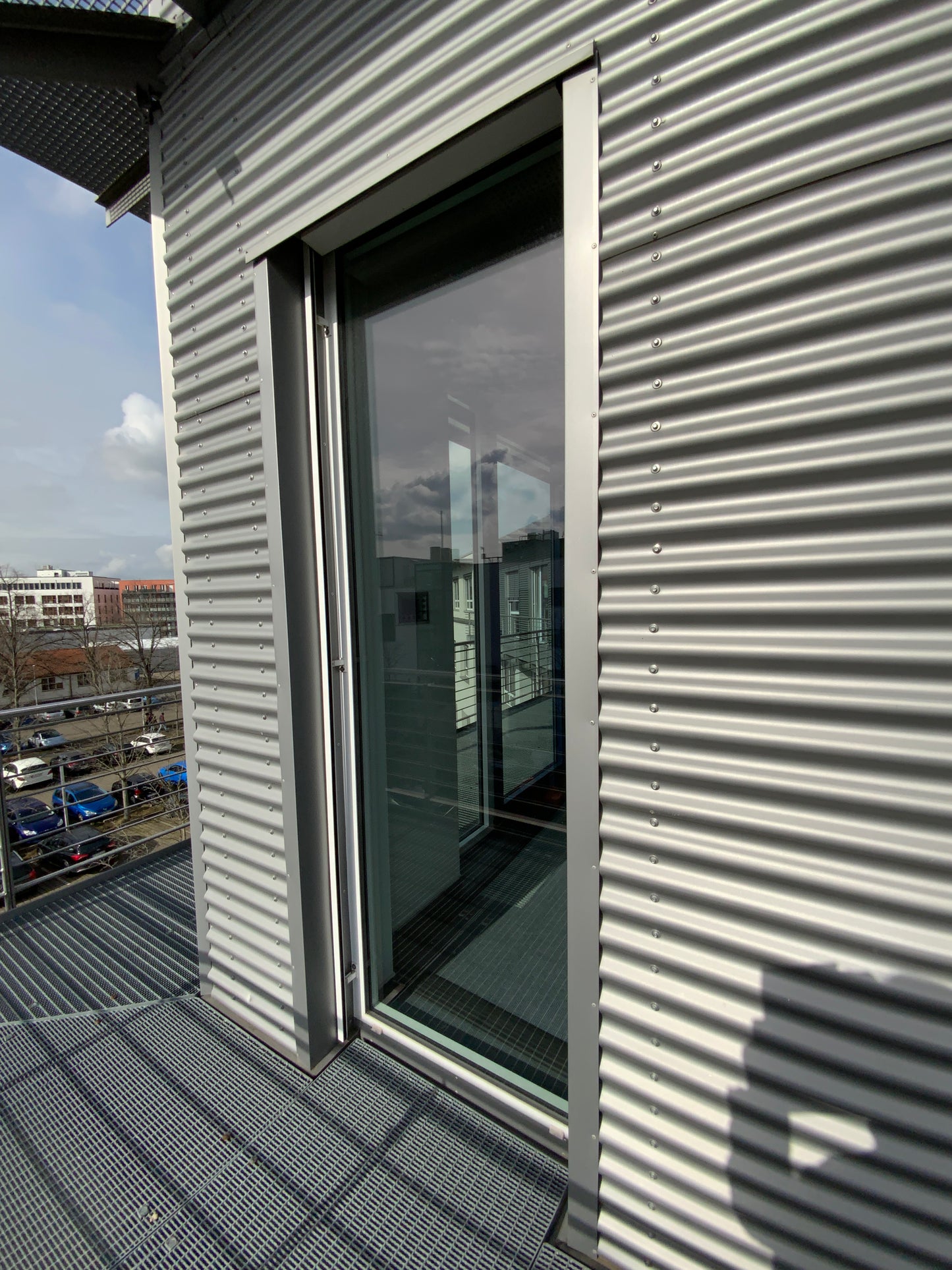 Bodentiefes Fenster, außen Schüco International KG 970x2850x80