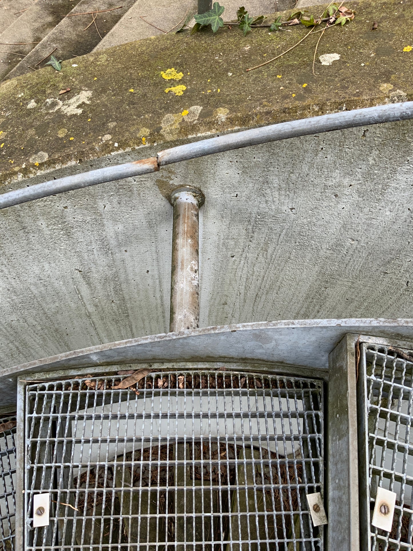 Gitterrosttreppe, Spindeltreppe 3360x4620x4230