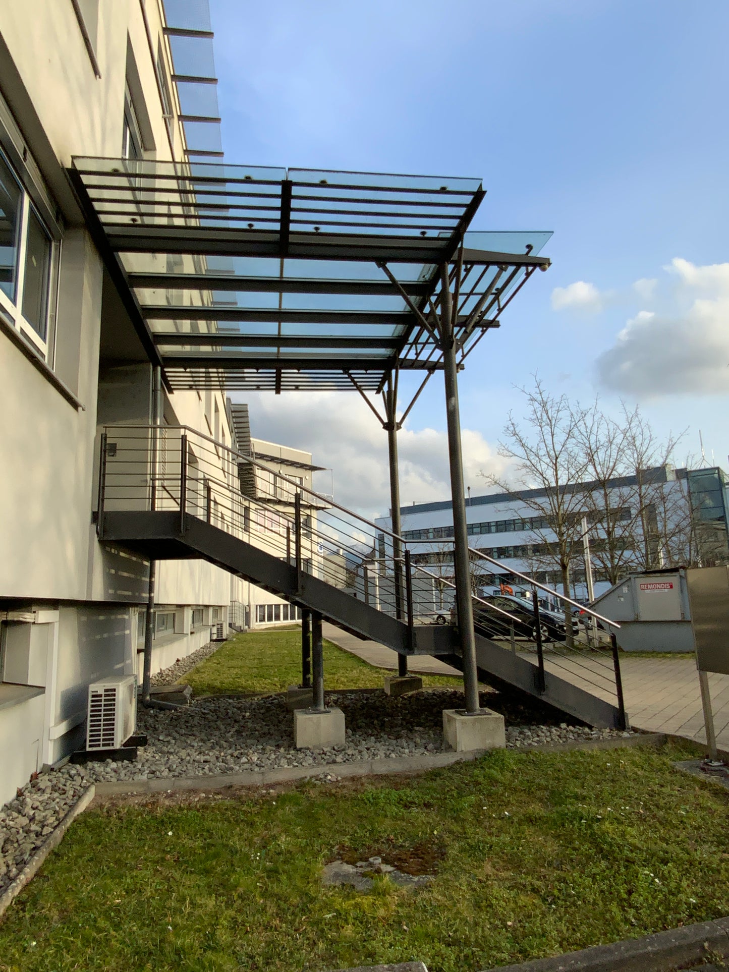 Stahl / Glas Vordach 5920x5410x5000