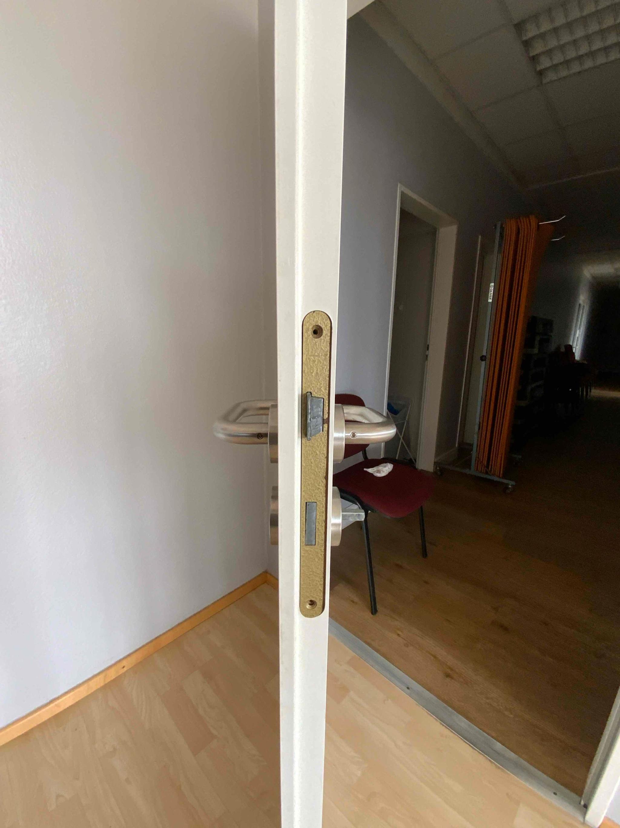 HEWI Innentür DIN L - Holzwerkstoff 103x213.5x10 cm  - Vorschaubild 3