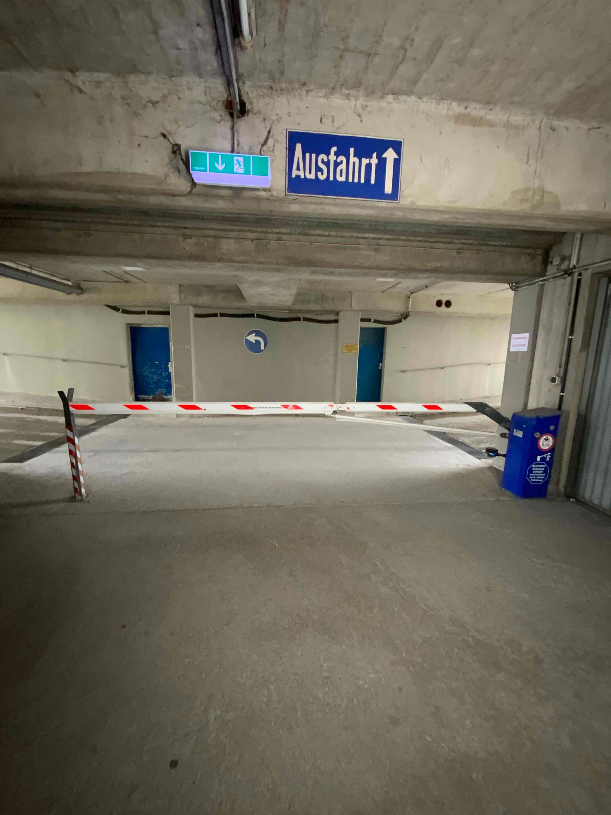 Schrankenanlage Stahl / Aluminium 440x225 cm  - Vorschaubild 9