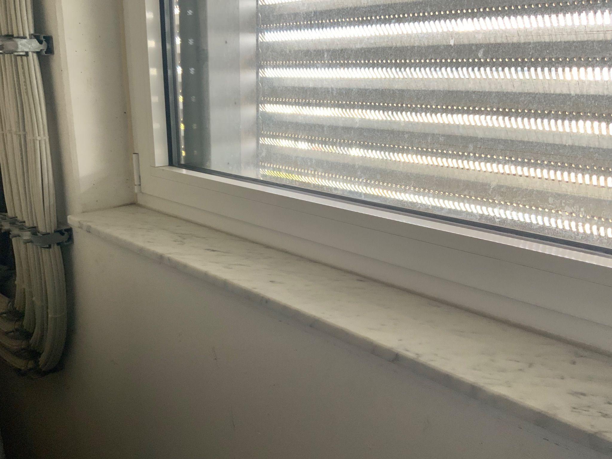 Fensterbänke – Marmor Bianco Carrara – 233 × 20 cm - Bild 1