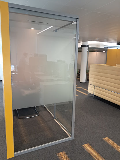 Strähle Kubus | Telefonbox 220x120.3x230cm