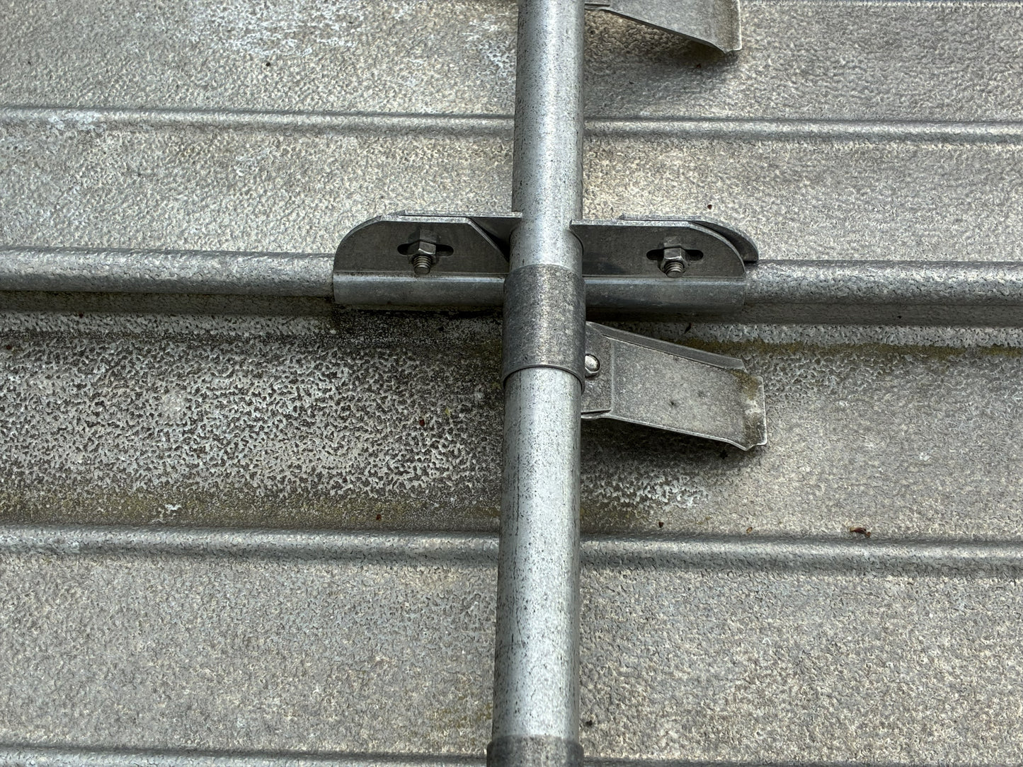Kalzip Aluminium-Stehfalzdach System inkl. MF-Dämmung – ca. 2000 m²