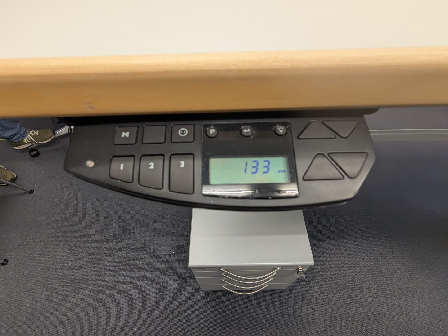 Direktoren-Schreibtisch_links/rechts