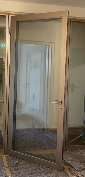 Strähle Tür / Türanlage innen - Aluminiumrahmentür mit Glaseinsatz DIN R (1036 x 2384 x 100mm)