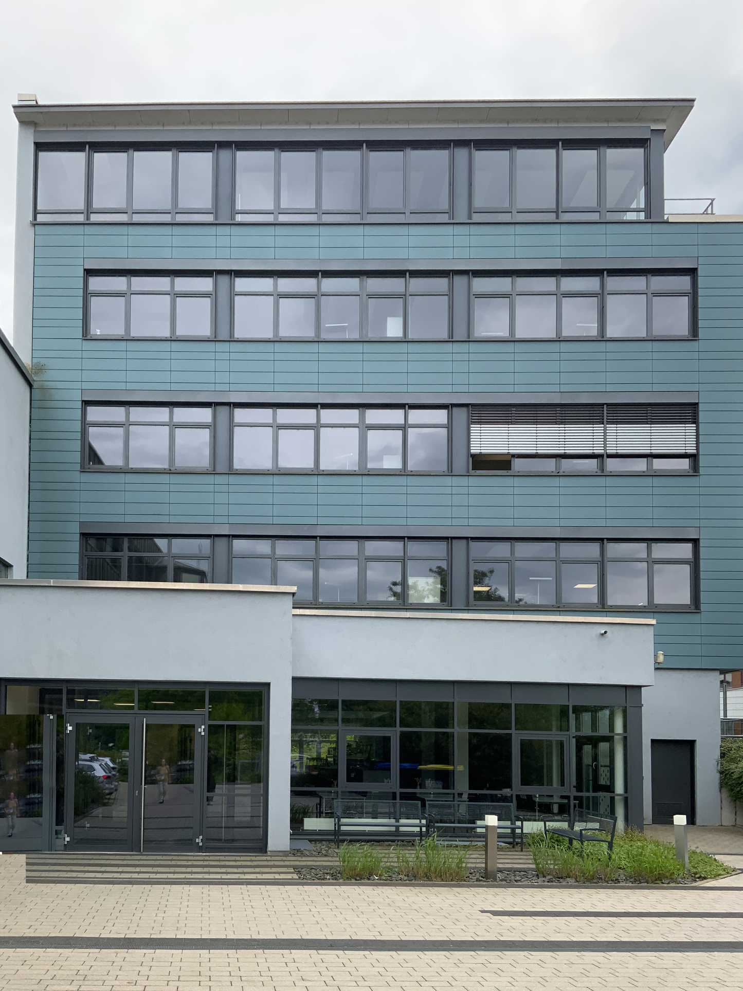 Möding Keramikfassade - türkis - verschieden Formate