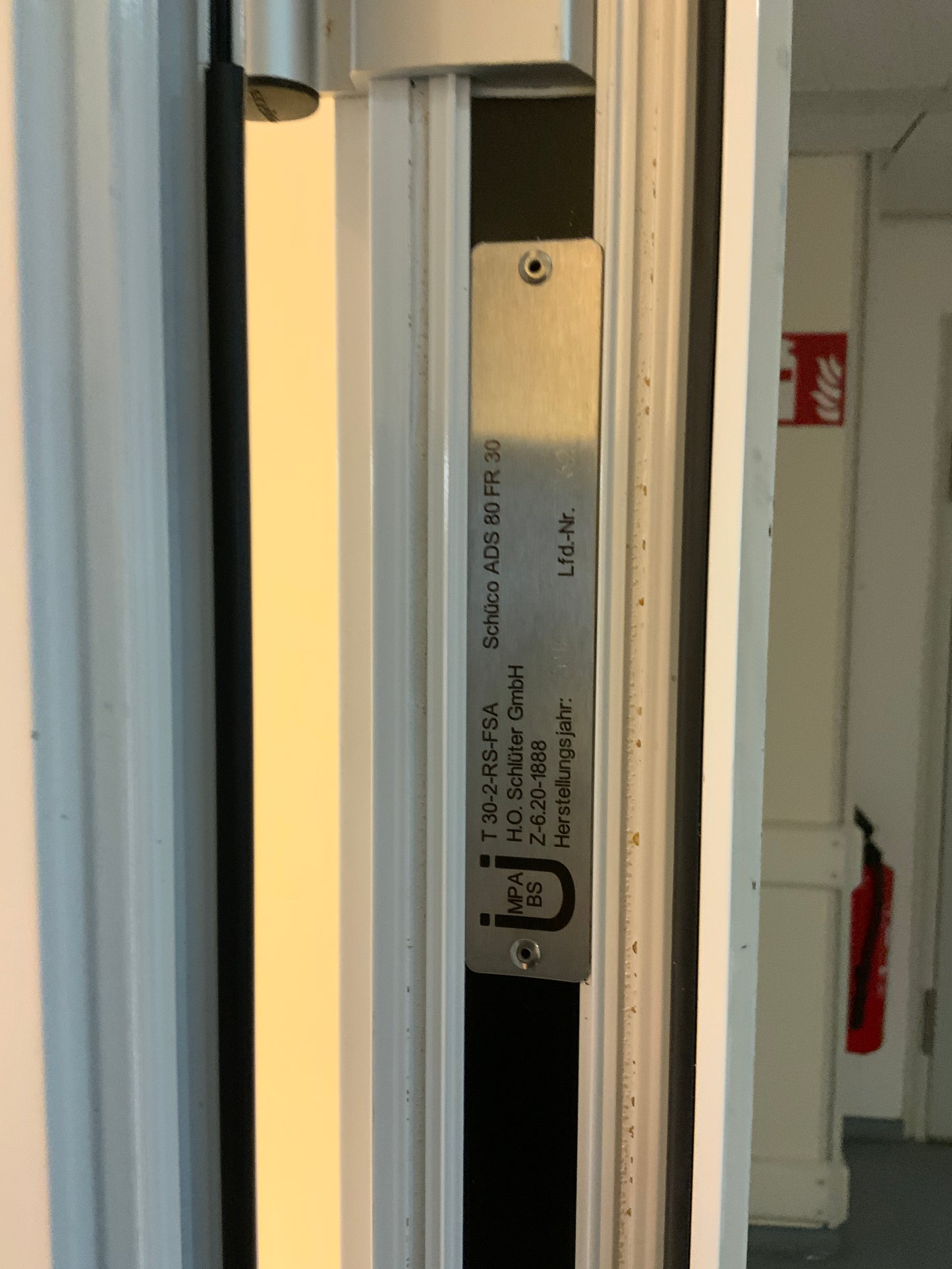 Schüco T30-1-RS-FSA Brandschutztür 1900 x 2400 mm | einflügelig mit Festverglasung