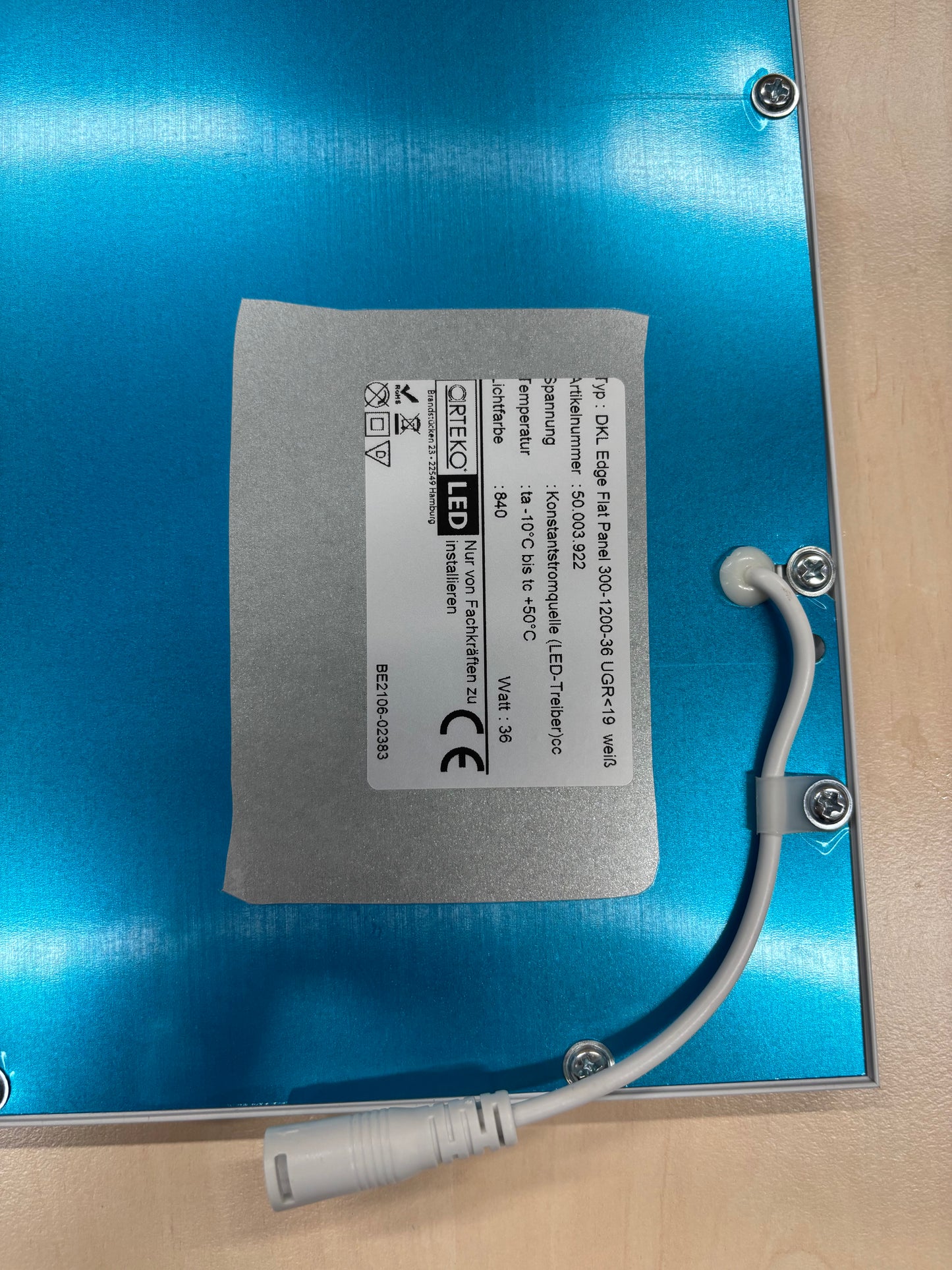 Pendelleuchte, Lenneper, DKL Edge Flat Panel, LED, 1195 x 295 x 10